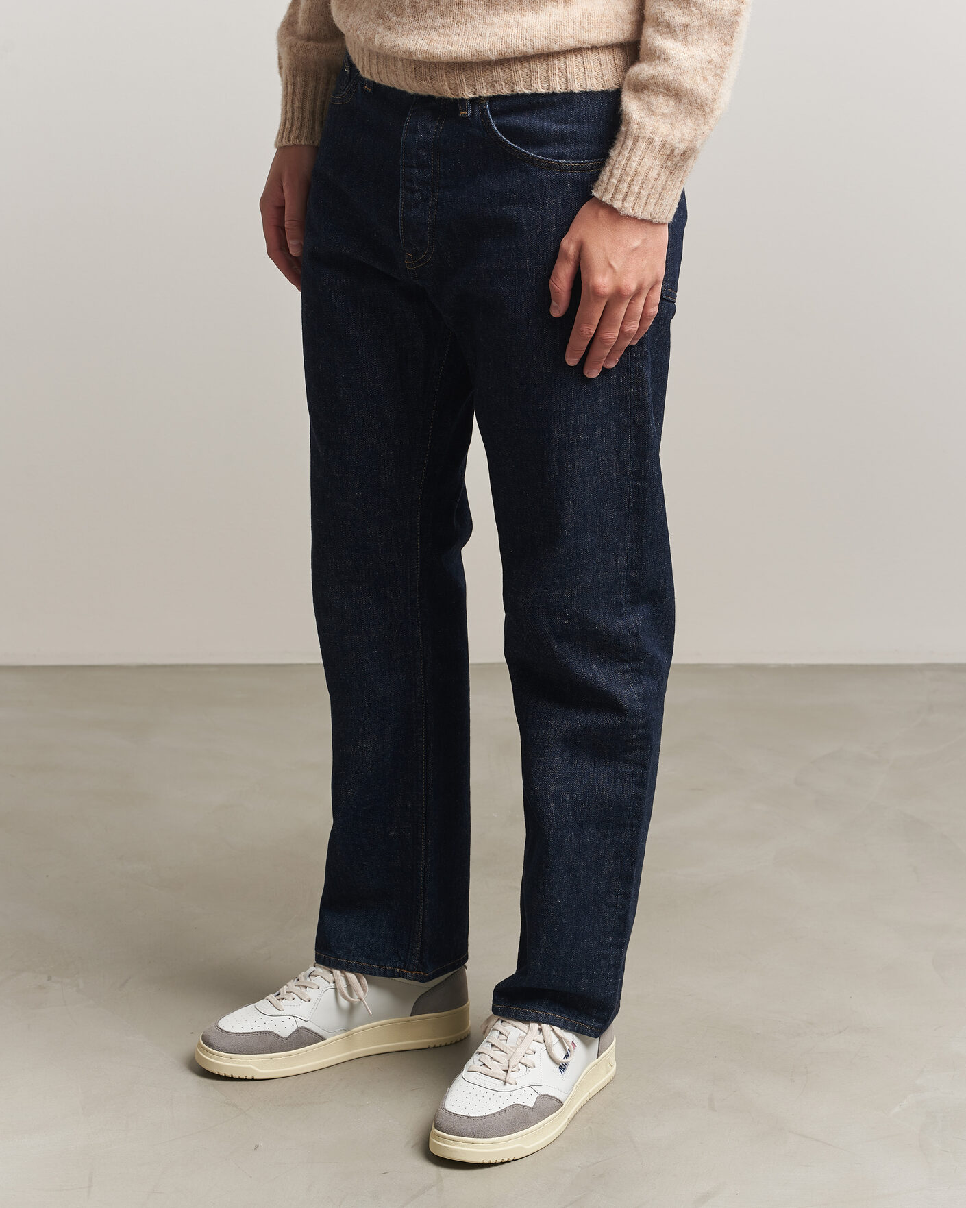 Herre | Sneakers | Autry | Medalist Low Soft Leather/Suede Sneaker White/Cemento