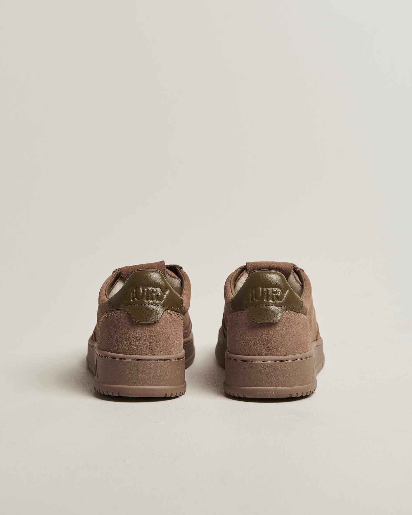 Herre | Sneakers | Autry | Medalist Low Suede Sneaker Antilope