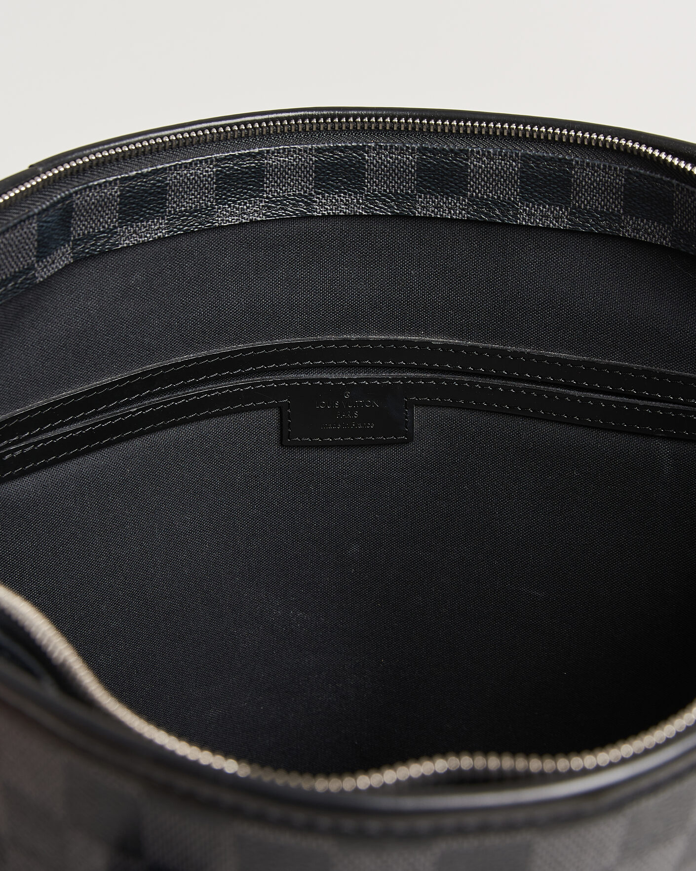 Herre | Pre-Owned & Vintage Bags | Louis Vuitton Pre-Owned | Tadao Tote Bag Damier Graphite