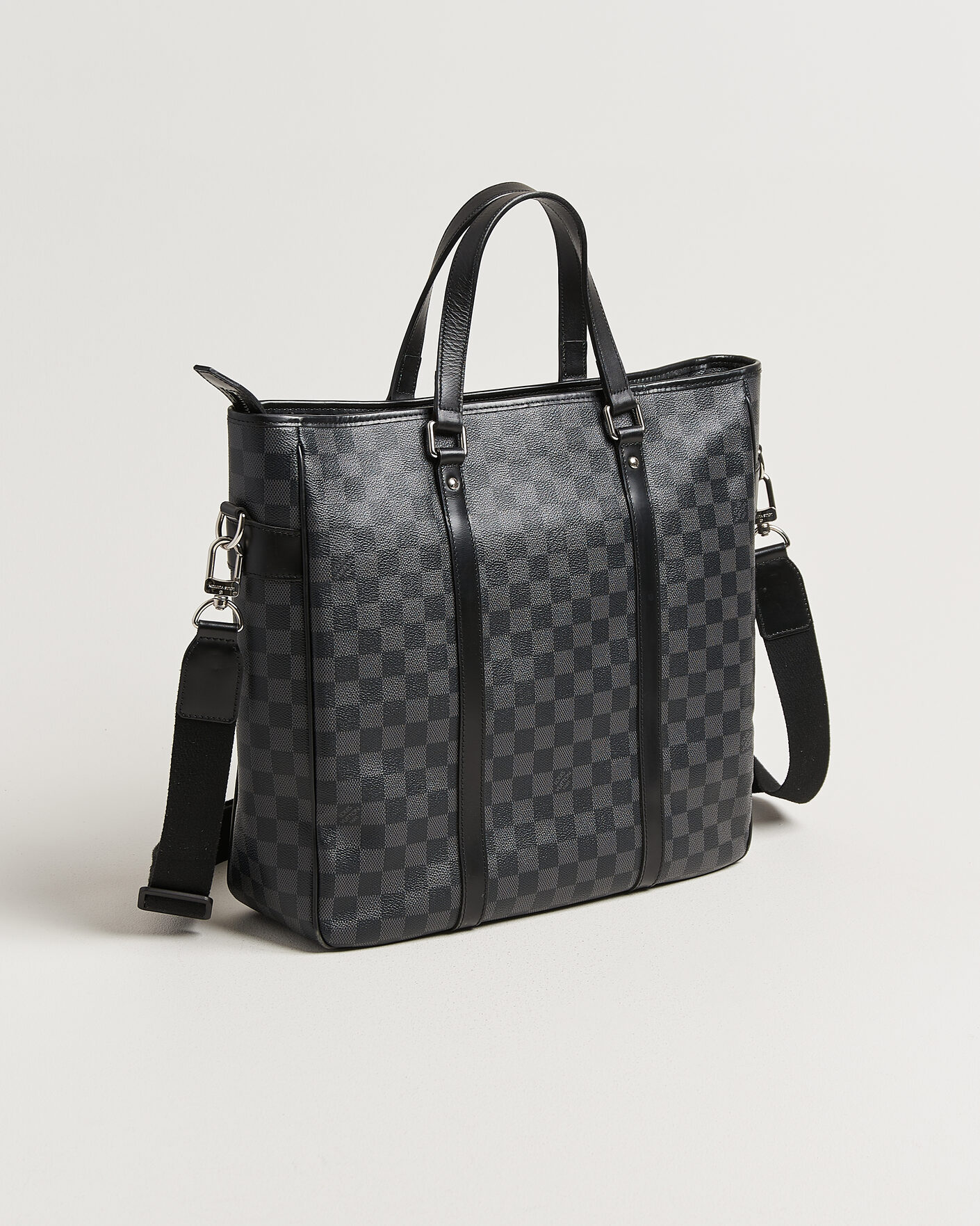 Herre | Pre-Owned & Vintage Bags | Louis Vuitton Pre-Owned | Tadao Tote Bag Damier Graphite