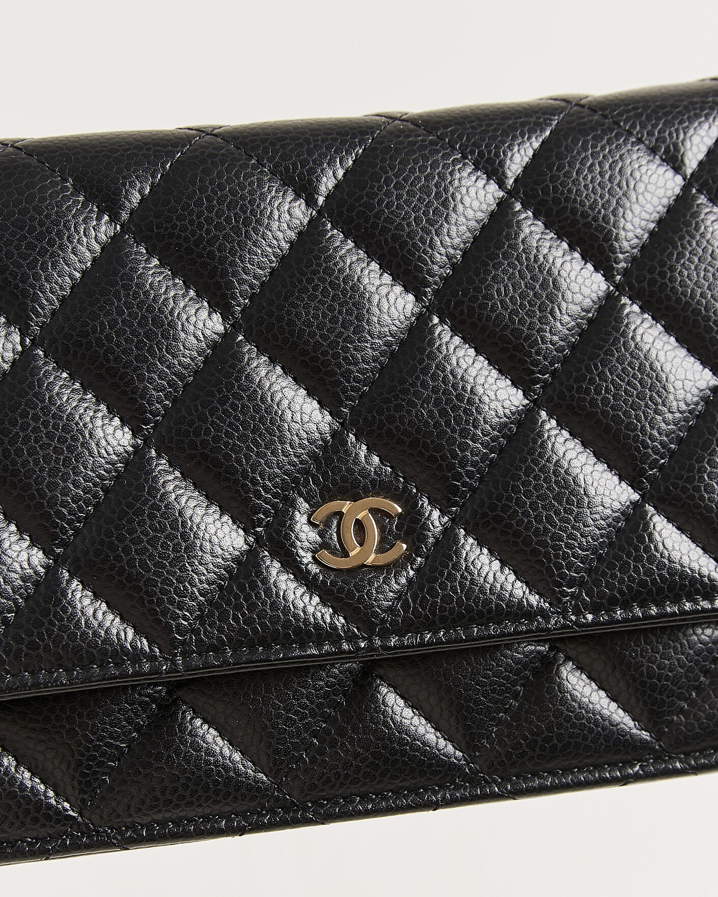 Herre | Pre-Owned & Vintage Bags | Chanel Pre-Owned | Wallet On Chain Caviar Leather Black