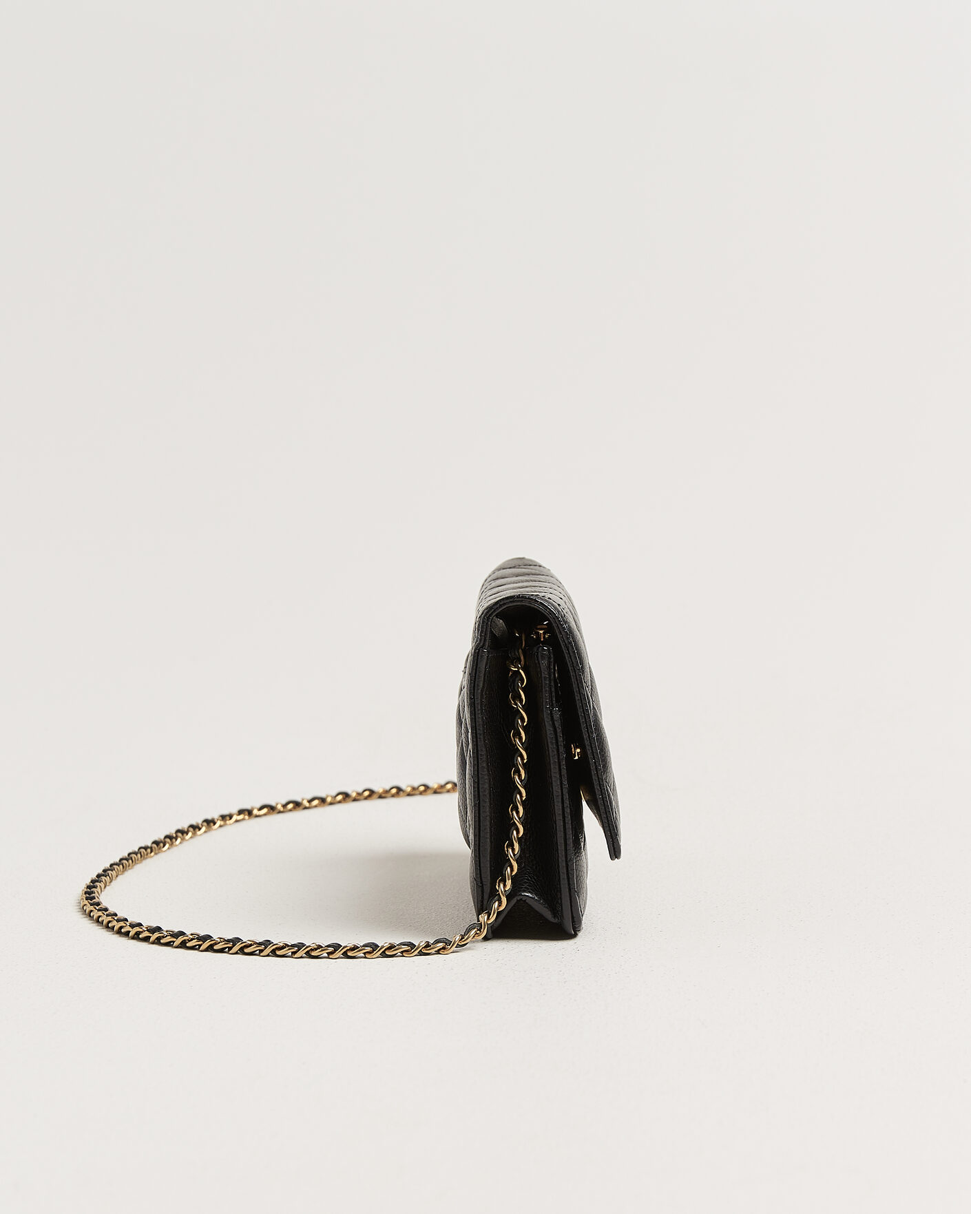 Herre | Pre-Owned & Vintage Bags | Chanel Pre-Owned | Wallet On Chain Caviar Leather Black