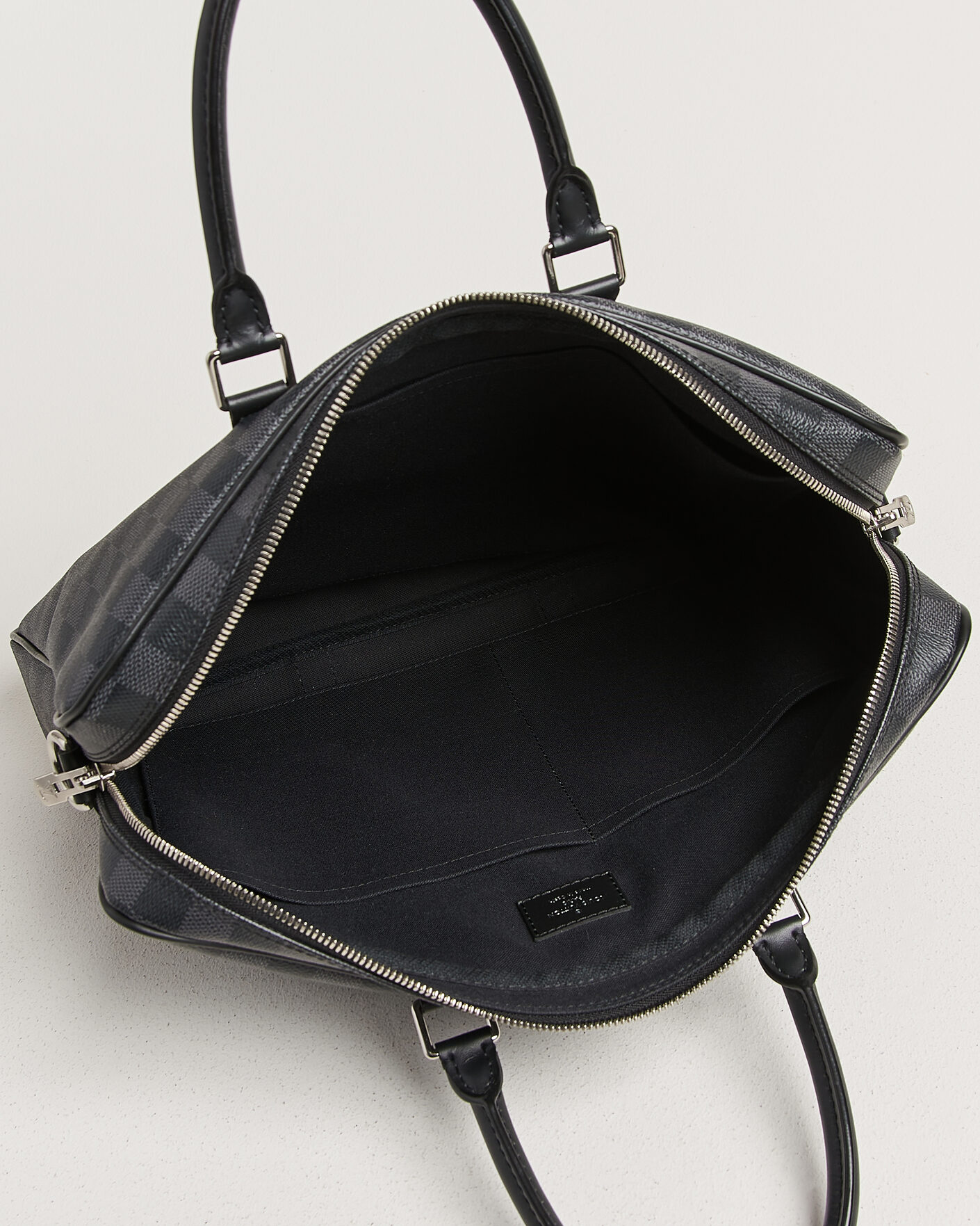 Herre | Pre-Owned & Vintage Bags | Louis Vuitton Pre-Owned | Porte Documents Damier Graphite