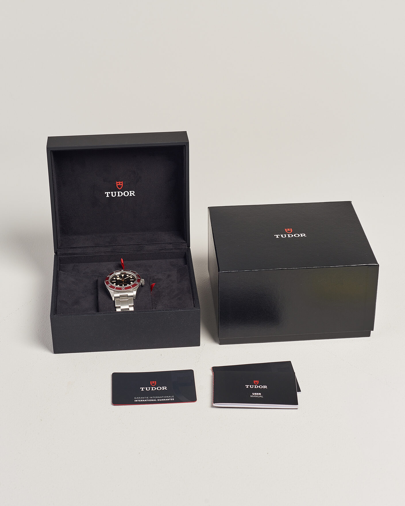 Herre | Pre-Owned & Vintage Watches | Tudor Pre-Owned | Black Bay Burgundy 41