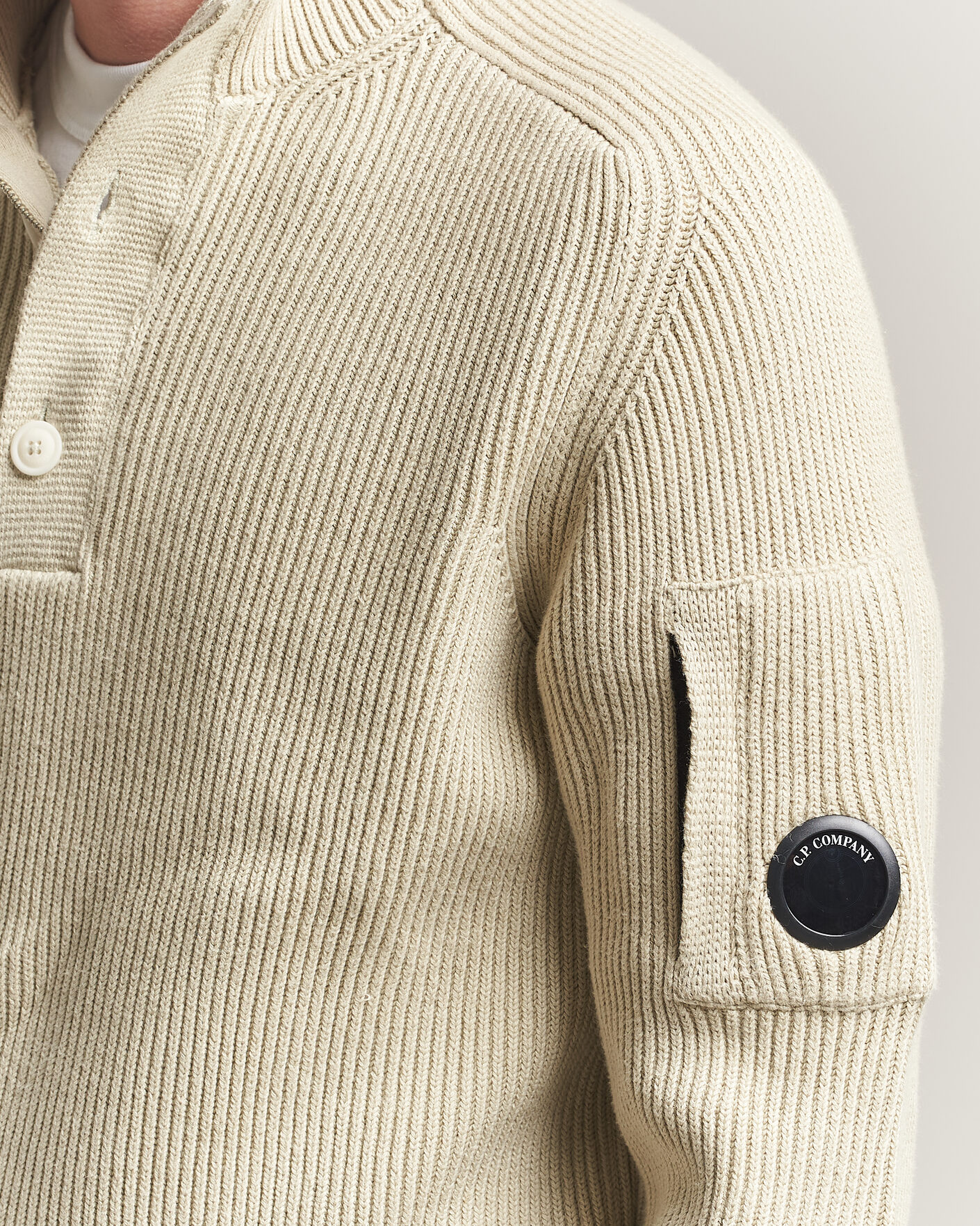 Herre | Trøjer | C.P. Company | Full Rib Knitted Cotton Half Button Light Grey