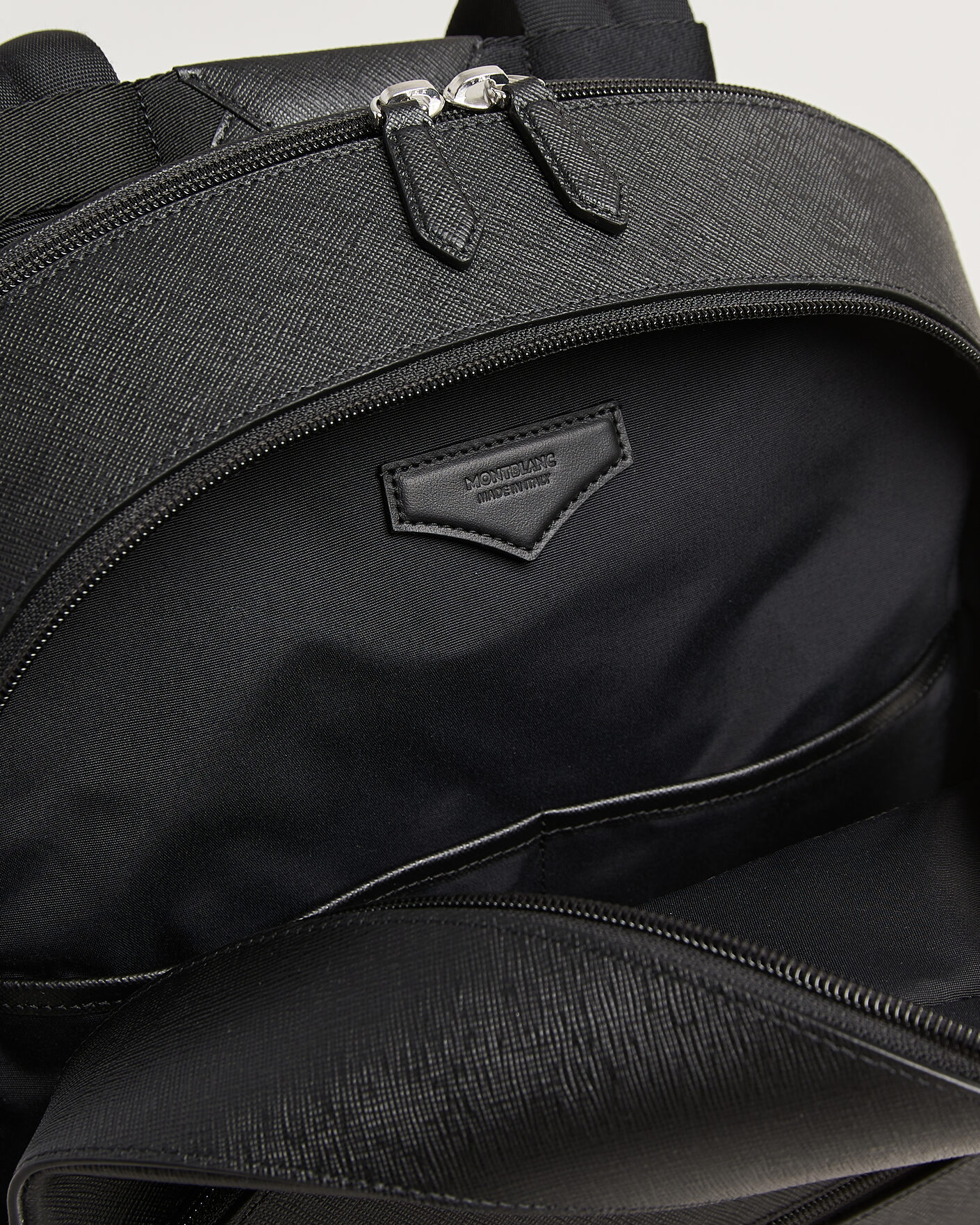Herre | Montblanc Sartorial Large Backpack 3 Compartments Black | Montblanc | Sartorial Large Backpack 3 Compartments Black