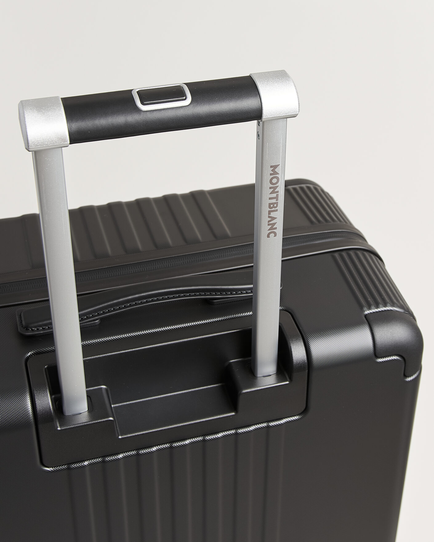 Herre | Tasker | Montblanc | #MY4810 Medium Trolley Black