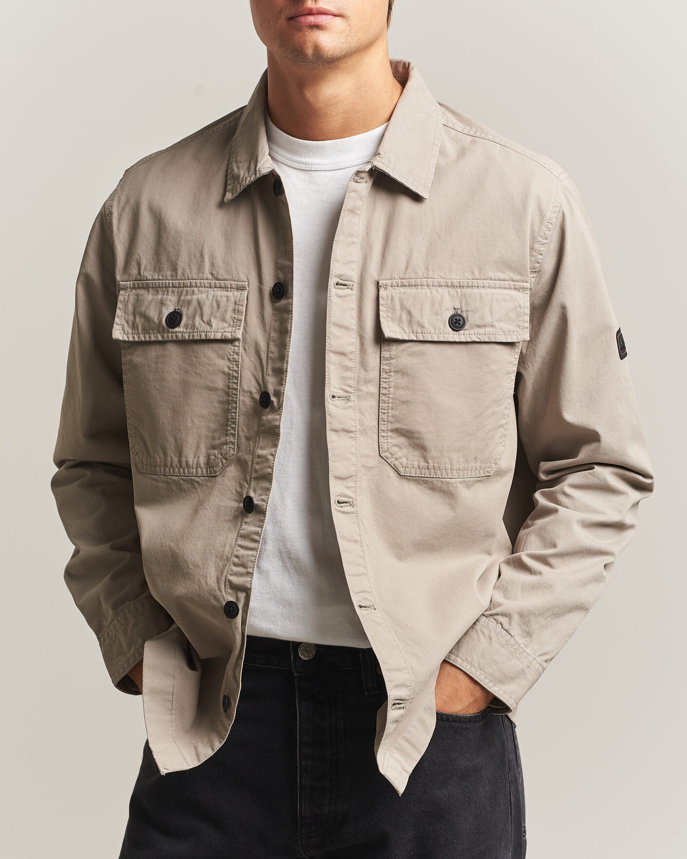 Herre | Skjorter | Barbour International | Arlo Cotton Overshirt Concrete