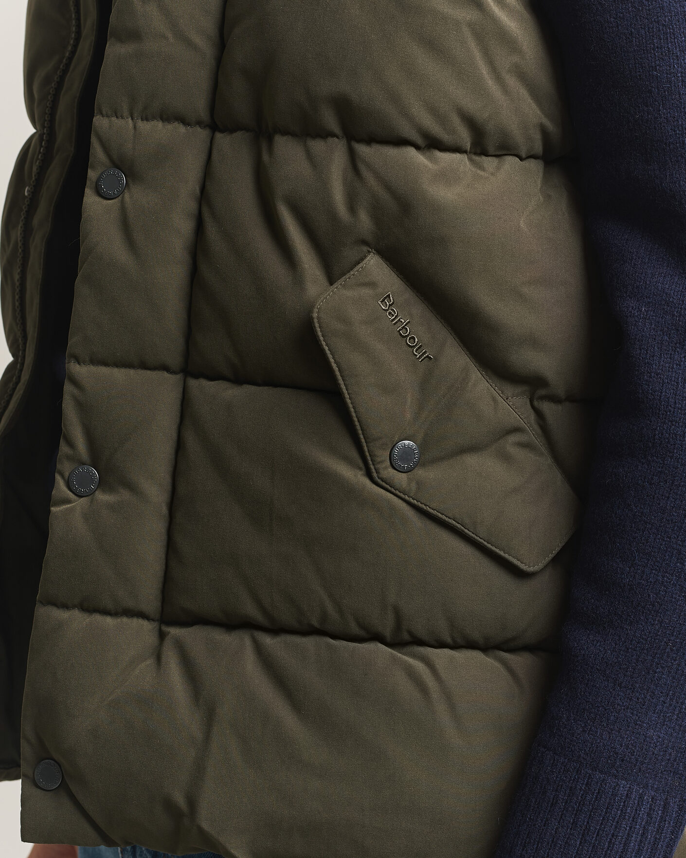 Herre | Veste | Barbour Lifestyle | Powell Puffer Gilet Dark Sage