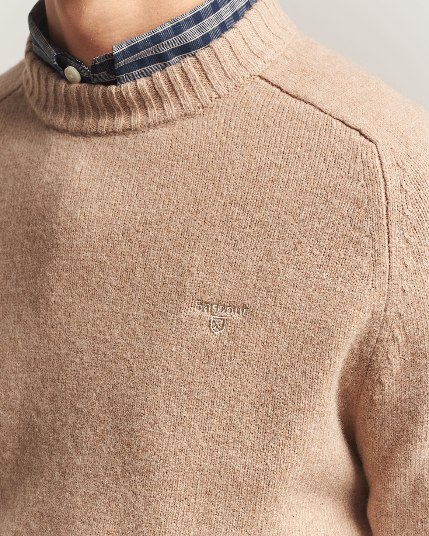 Herre | Trøjer | Barbour Lifestyle | Newtown Lambswool Crewneck Stone