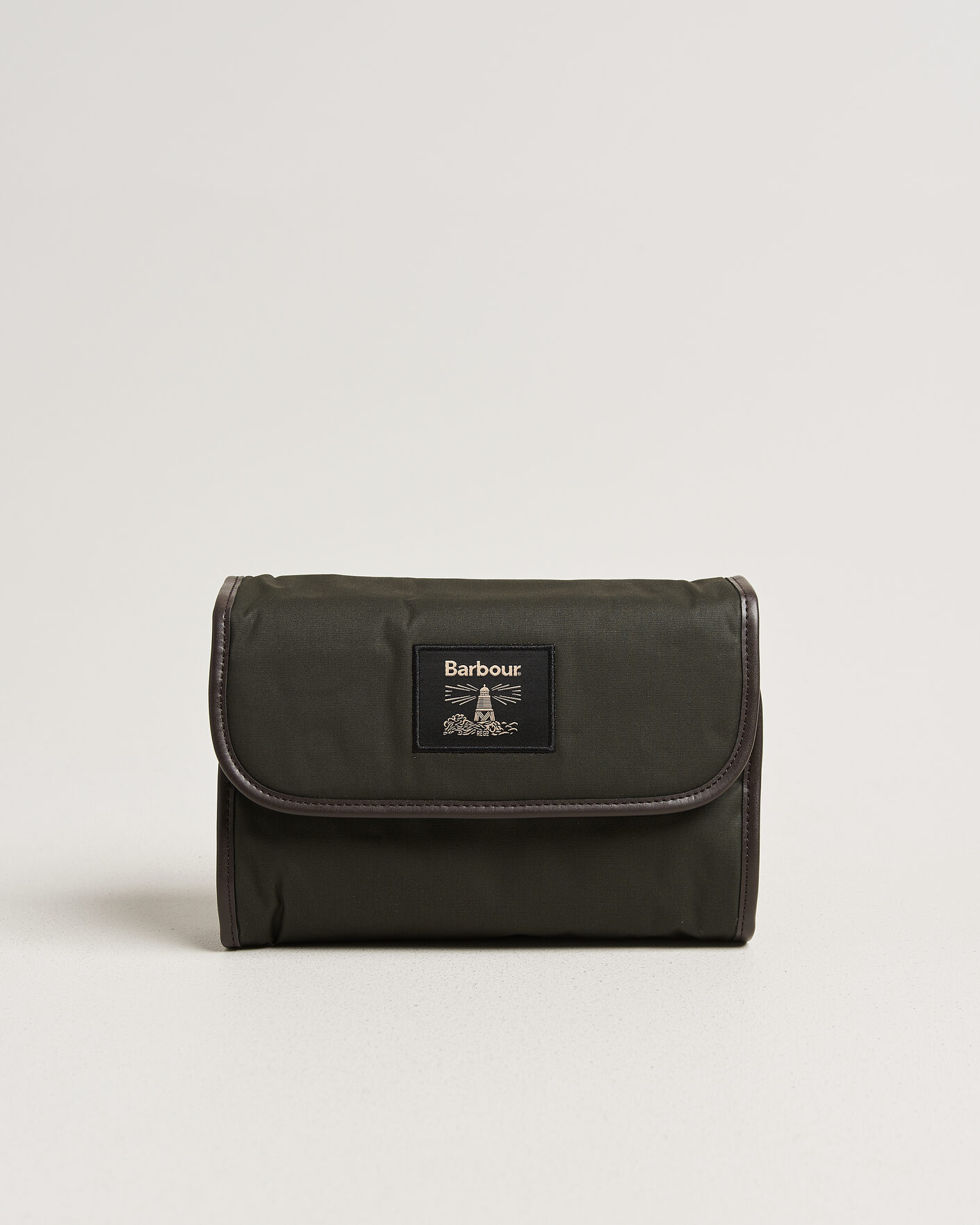 Herre | Tasker | Barbour Lifestyle | Wax Hanging Washbag Olive