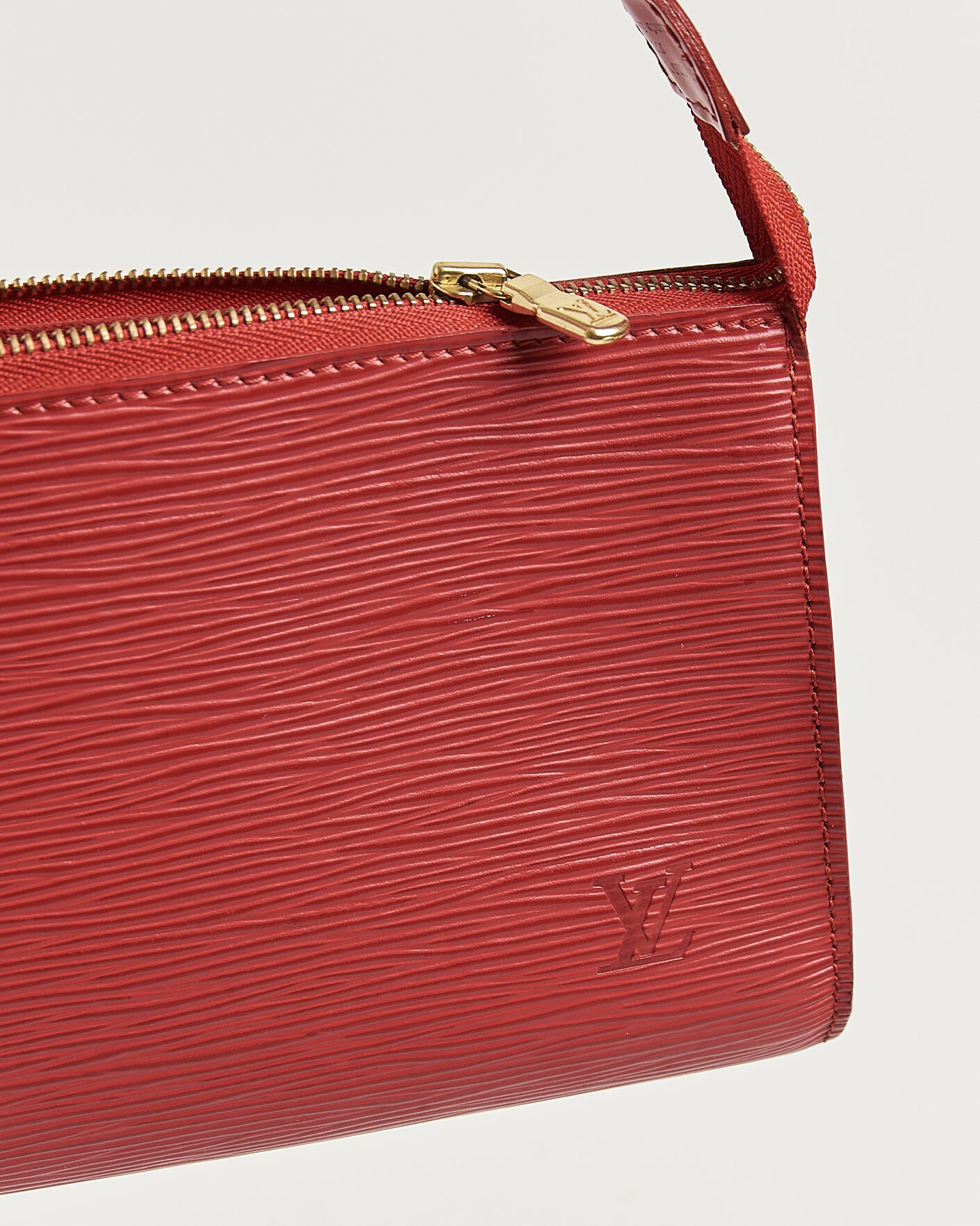 Herre | Pre-Owned & Vintage Bags | Louis Vuitton Pre-Owned | Pochette Accessoires Epi Leather Red