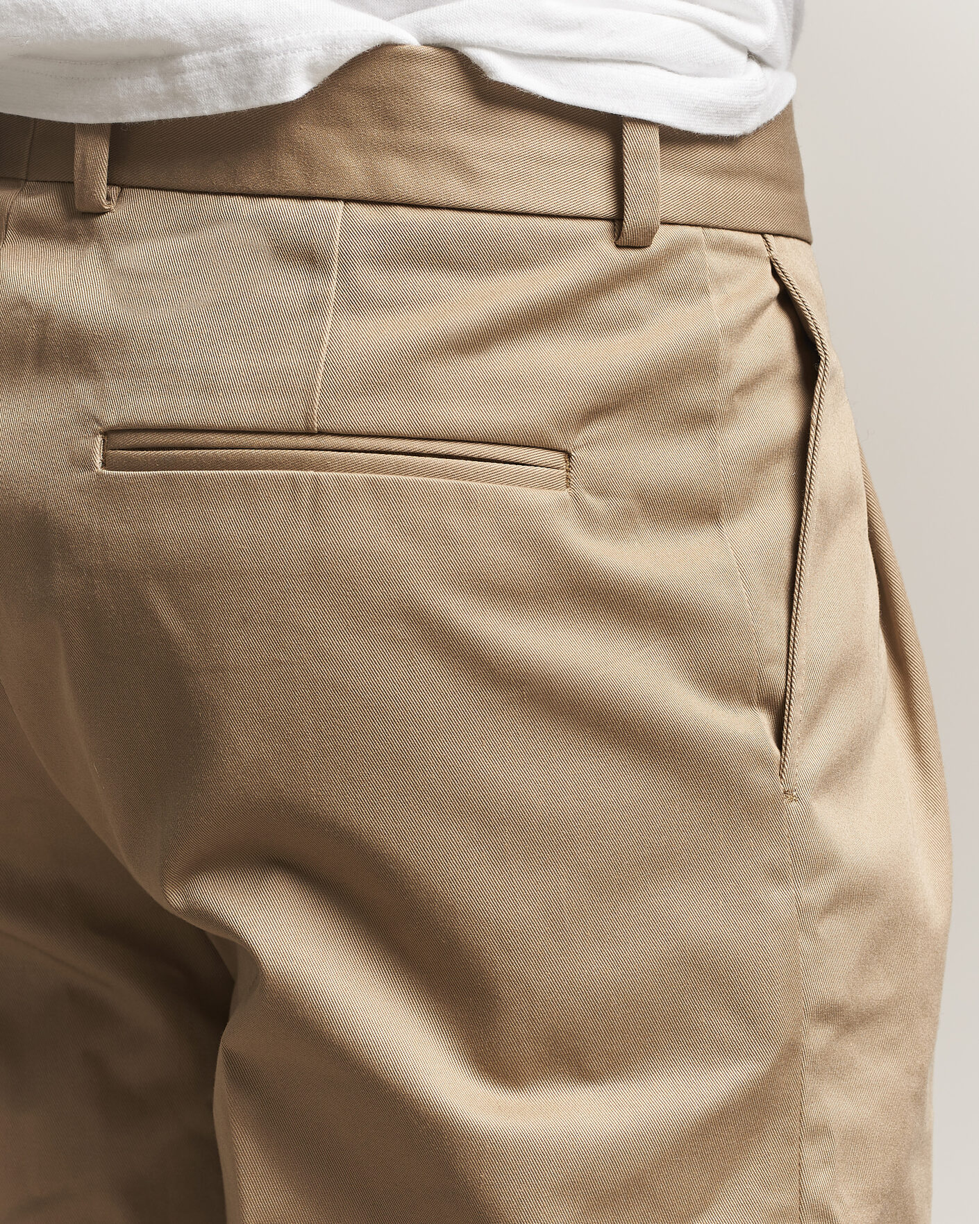 Herre | Bukser | Drôle de Monsieur | Gabardine Pleated Trousers Beige
