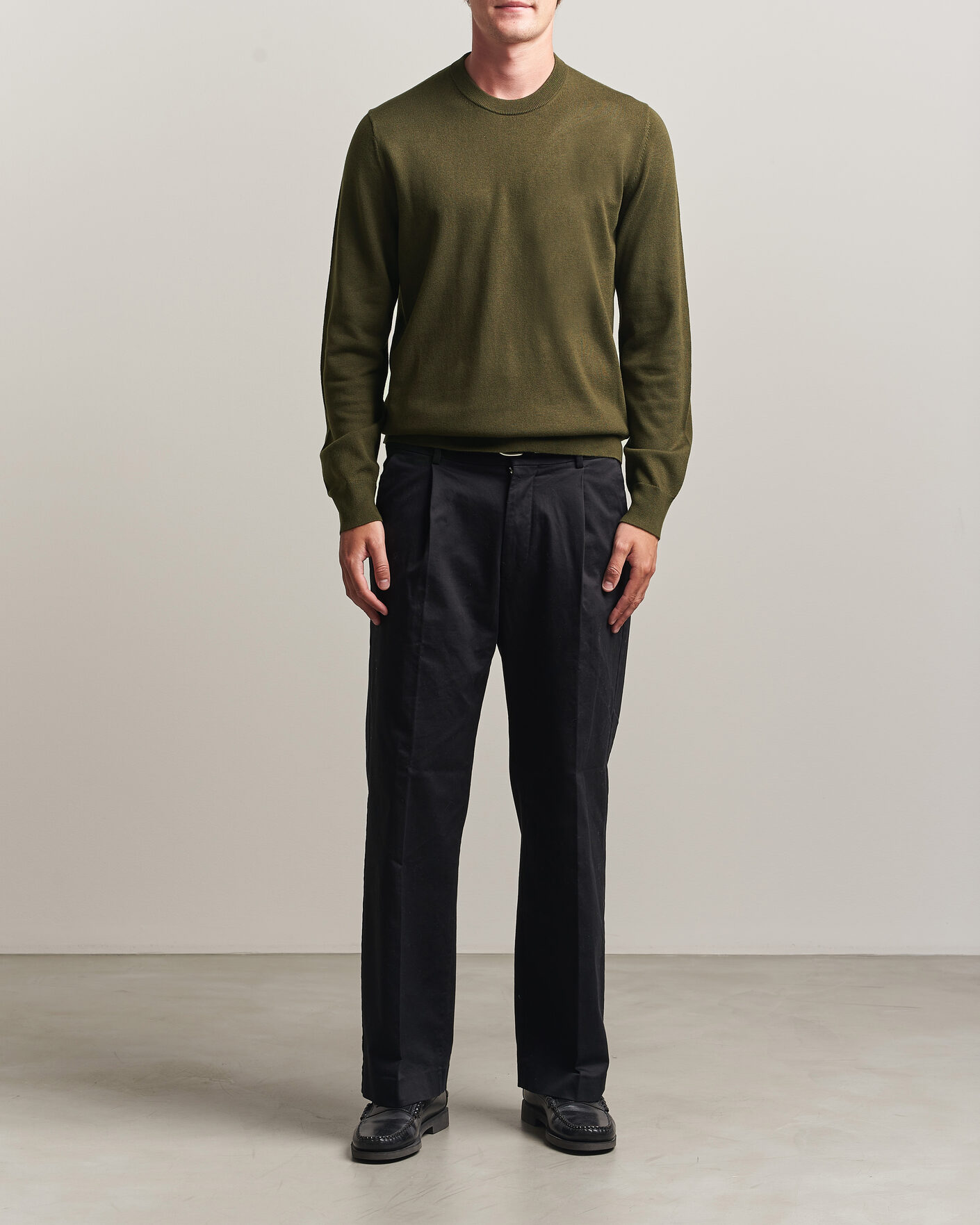 Herre | Trøjer | Filippa K | Cotton Merino Knitted Sweater Dark Moss Green