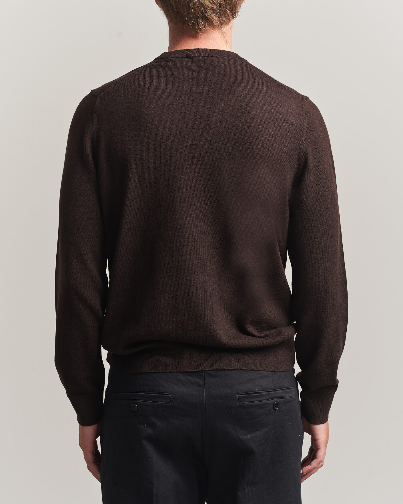 Herre | Trøjer | Filippa K | Cotton Merino Knitted Sweater Dark Chocolate