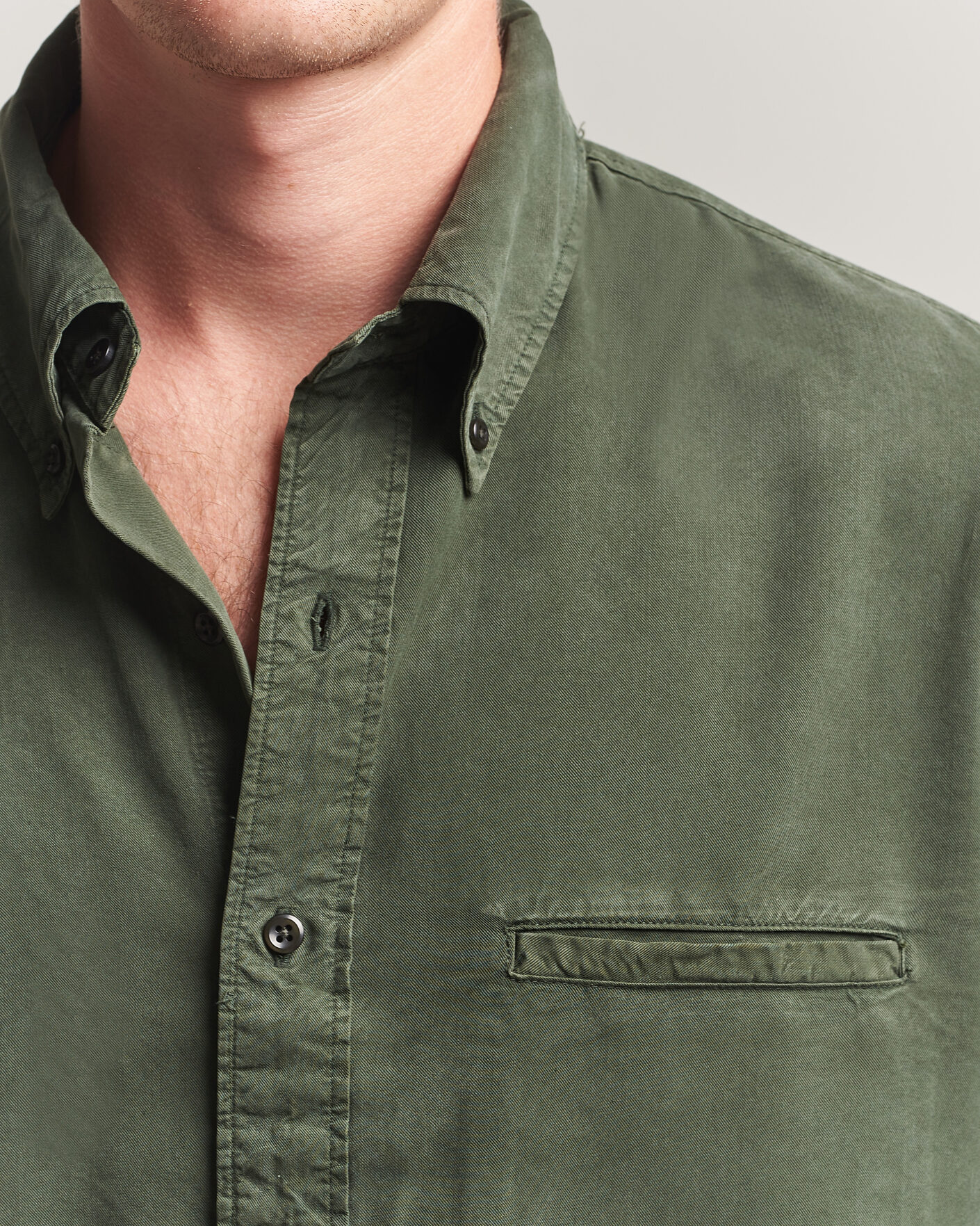 Herre | Skjorter | Filippa K | Zack Lyocell Shirt Night Green