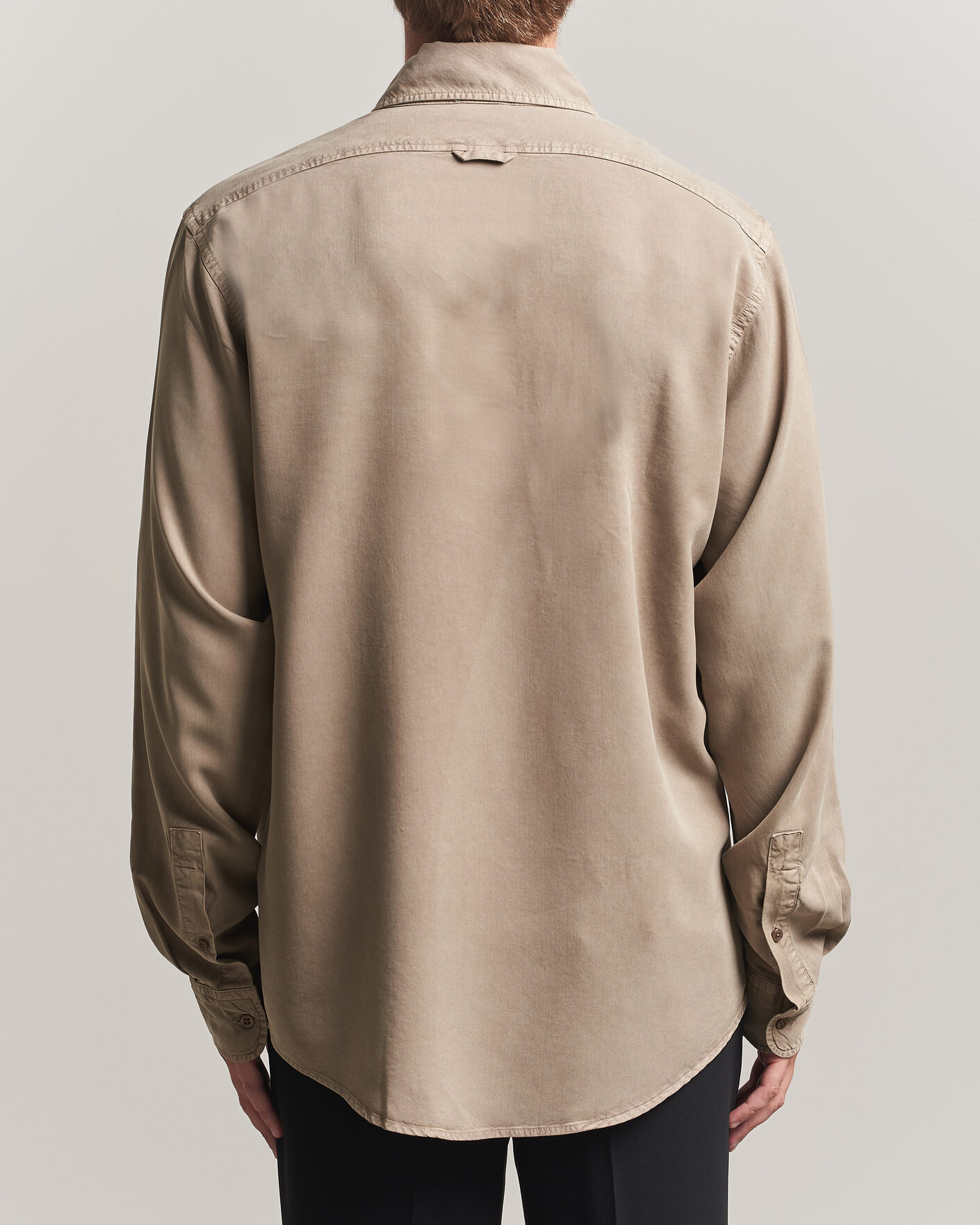 Herre | Skjorter | Filippa K | Zack Lyocell Shirt Stone Taupe