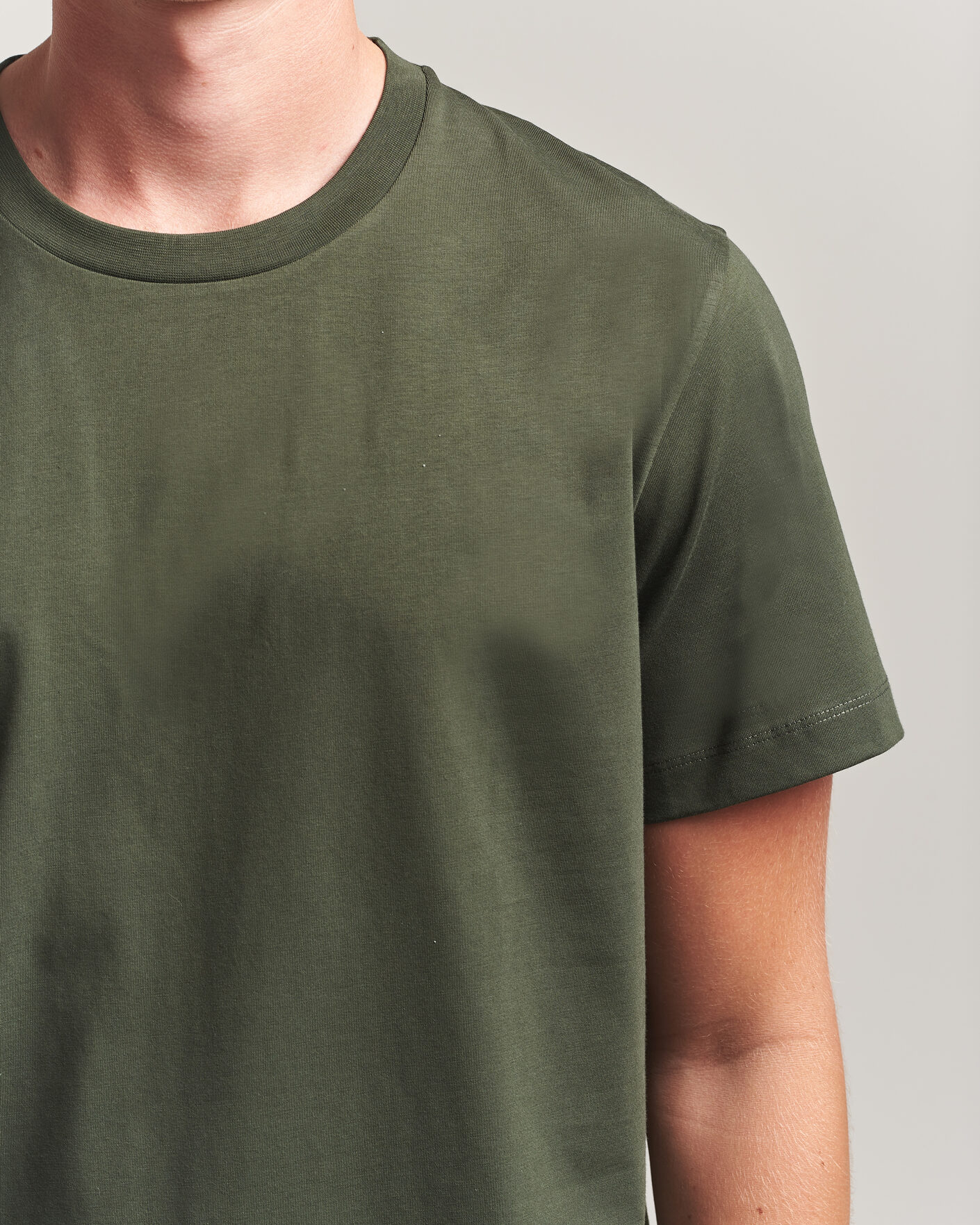 Herre | T-Shirts | Filippa K | Filip Crew Neck T-Shirt Night Green