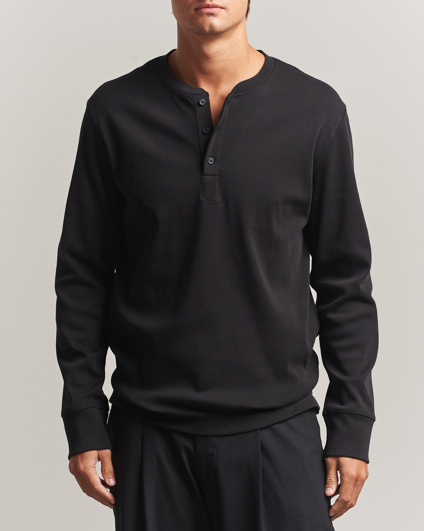 Herre | Trøjer | Filippa K | Cotton Rib Henley Black