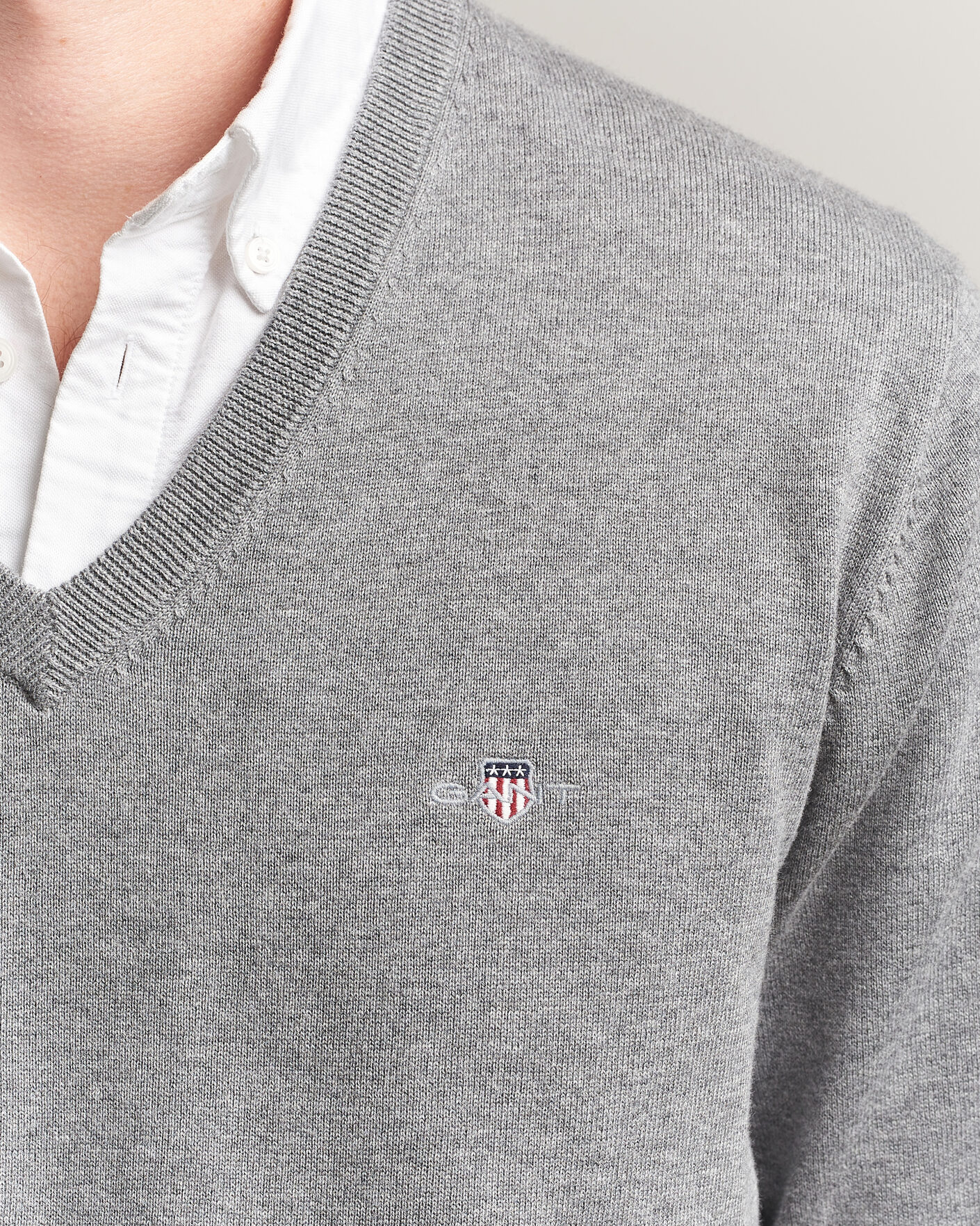 Herre | Trøjer | Gant | Classic Cotton V-Neck Dark Grey Melange