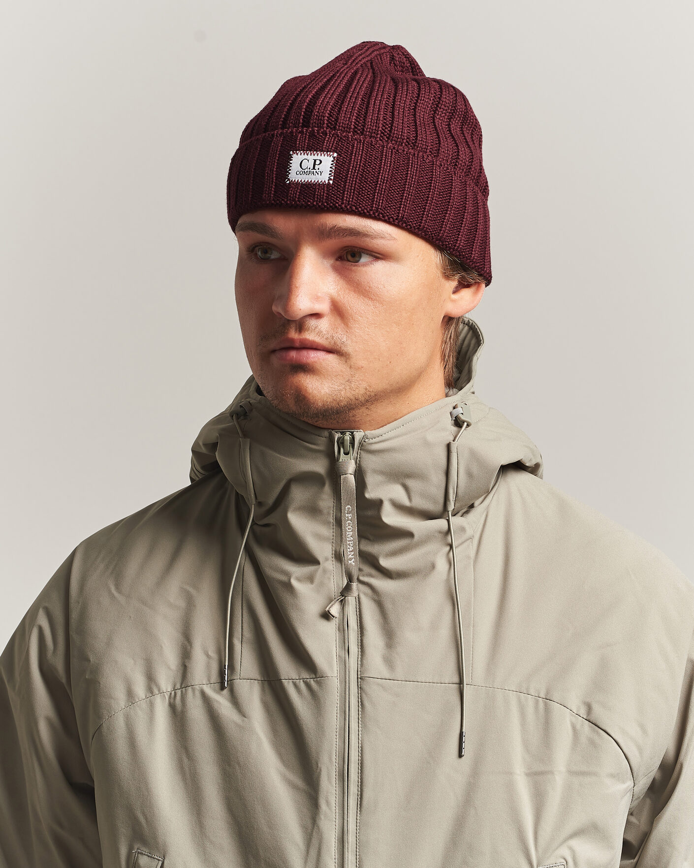 Herre | Huer | C.P. Company | Extra Fine Merino Rib Knitted Hat Burgundy