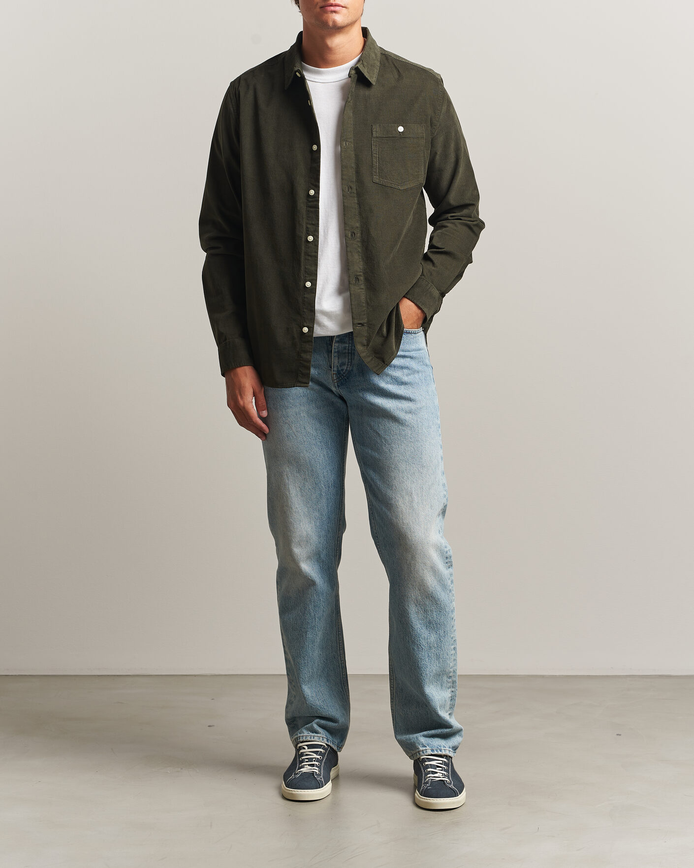 Herre | Skjorter | KnowledgeCotton Apparel | Regular Fit Cord Shirt Forest Night