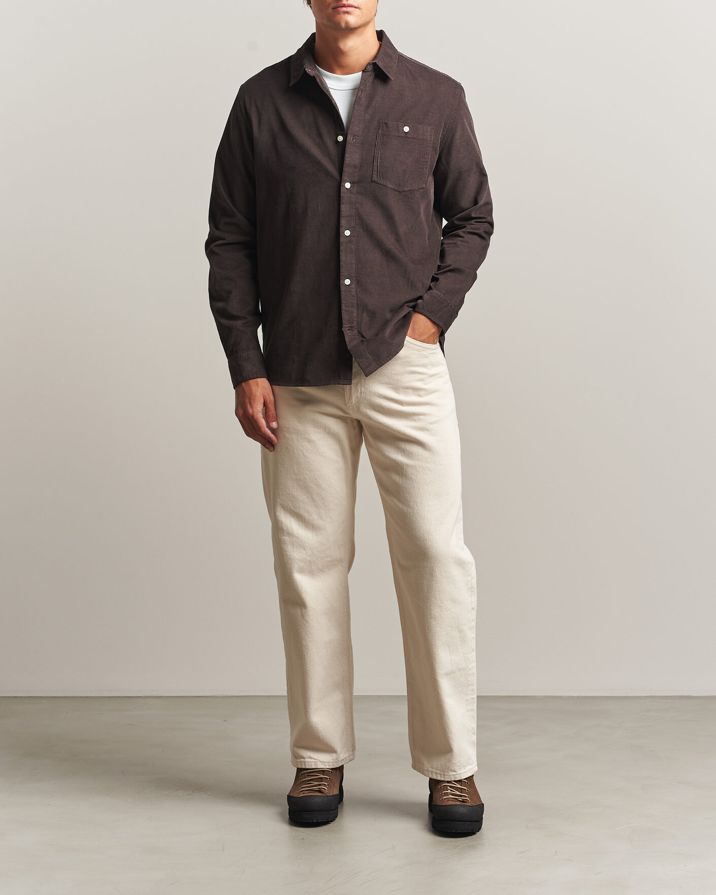 Herre | Skjorter | KnowledgeCotton Apparel | Regular Fit Cord Shirt Chocolate