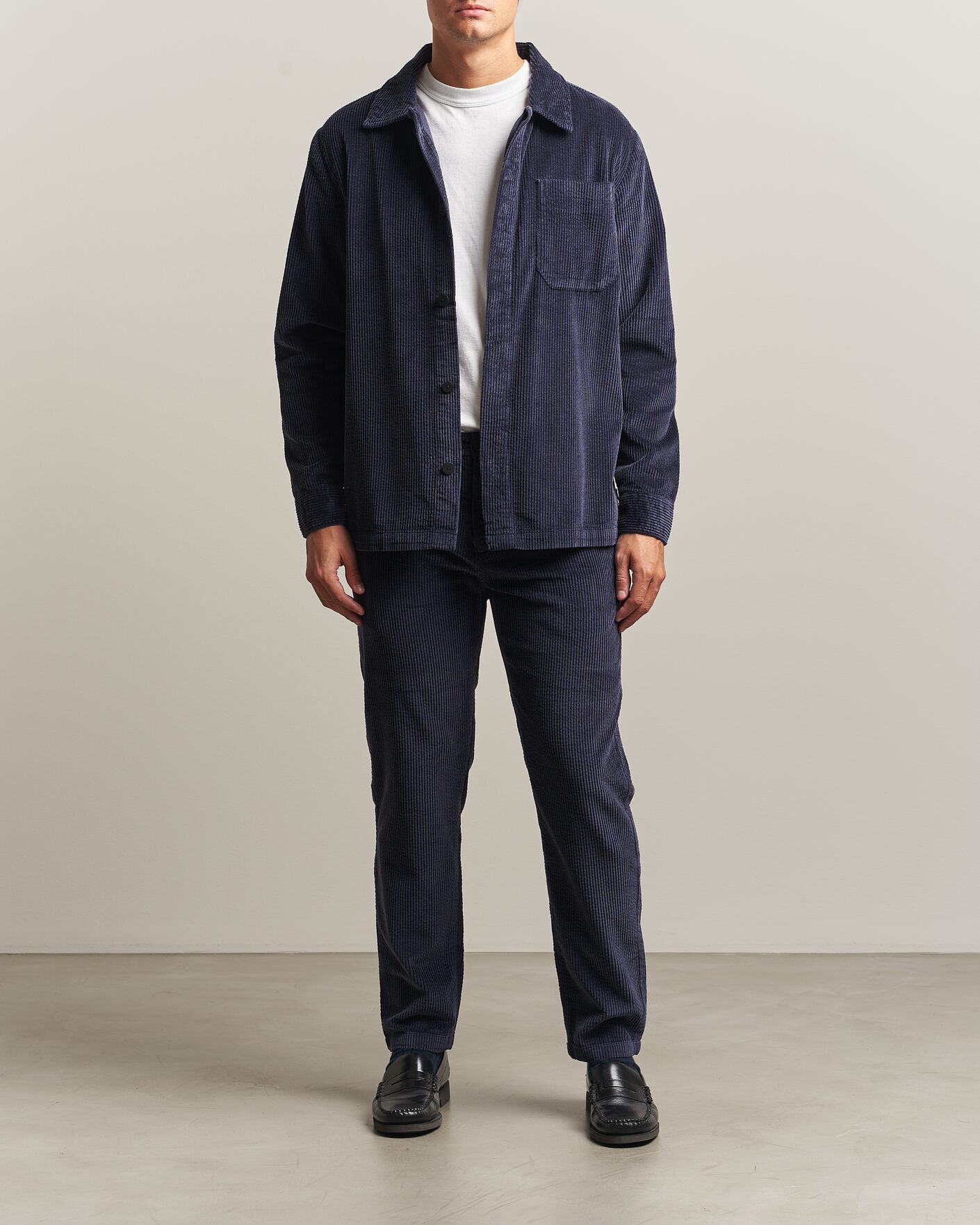 Herre | Bukser | KnowledgeCotton Apparel | Chuck Regular Cord Trousers Night Sky