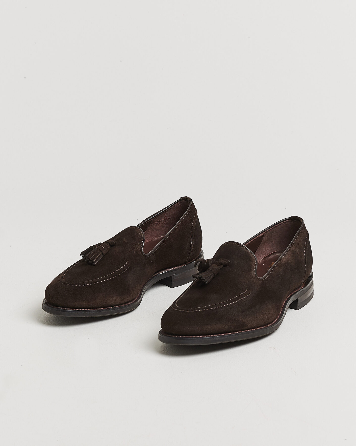 Herre | Loafers | Loake 1880 | Brunel Suede Tassel Loafer Dark Brown
