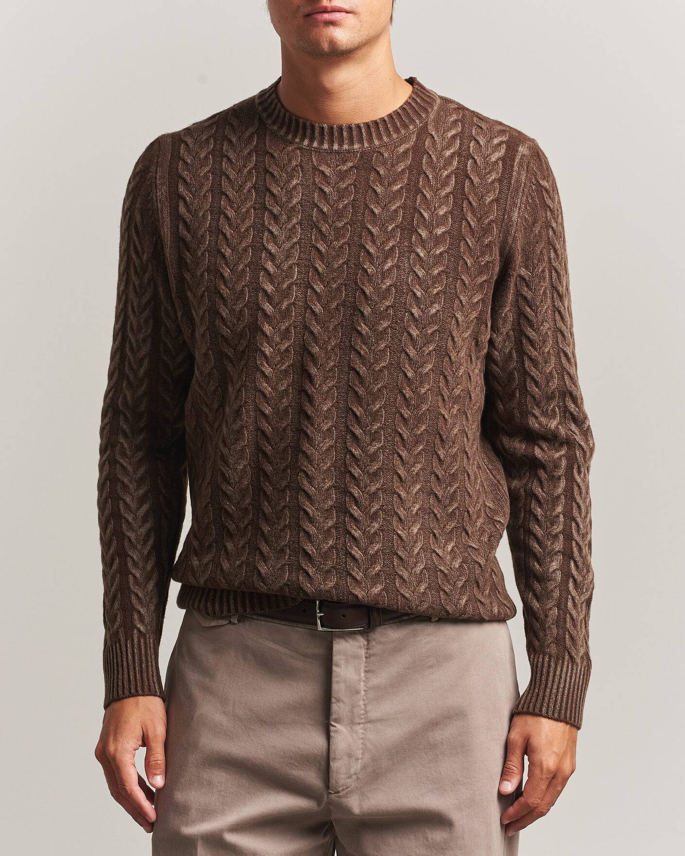 Herre | Trøjer | Morgano | Cable Knitted Brushed Dyed Wool Crew Brown