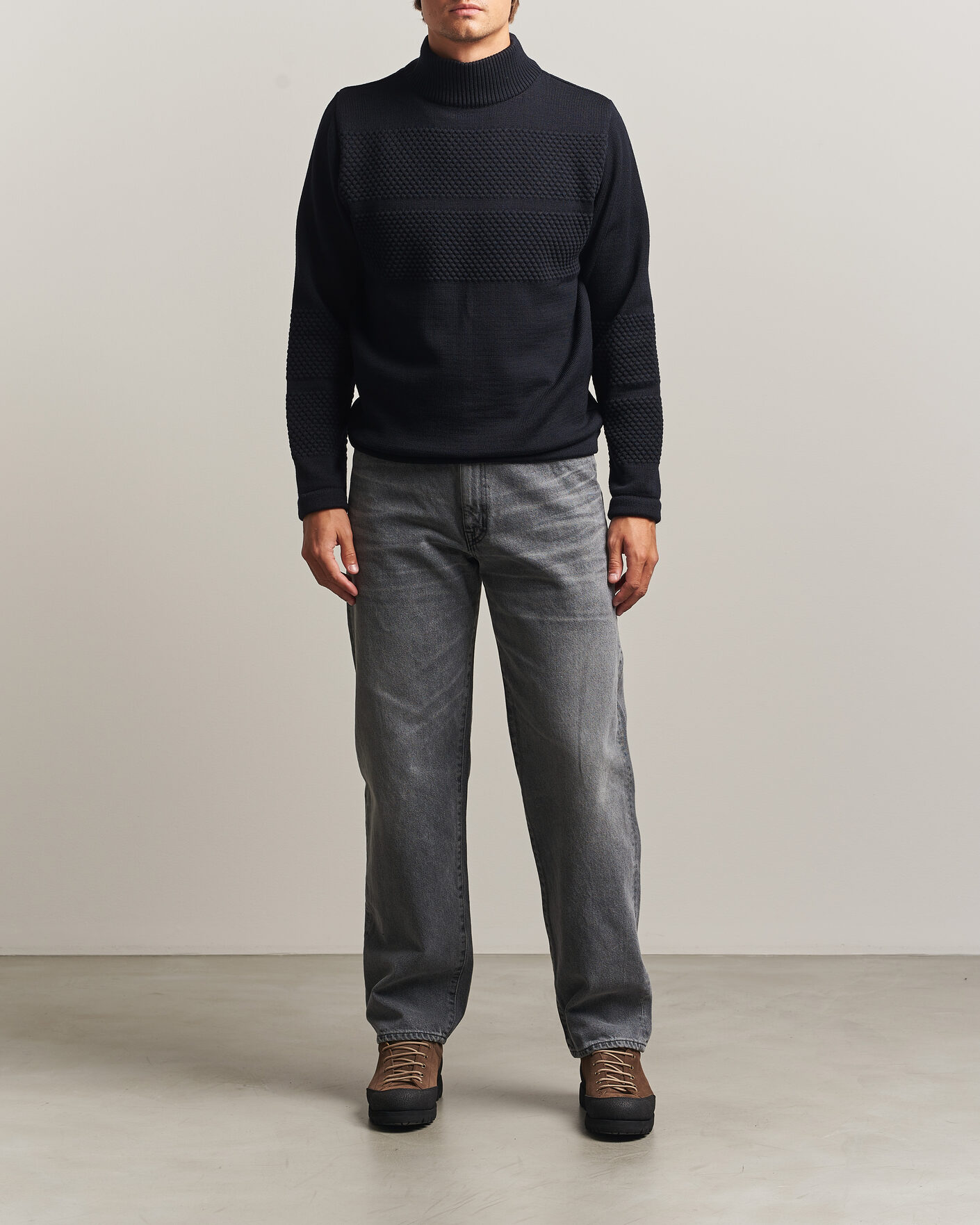 Herre | Trøjer | S.N.S. Herning | Fisherman High Neck Navy Blue