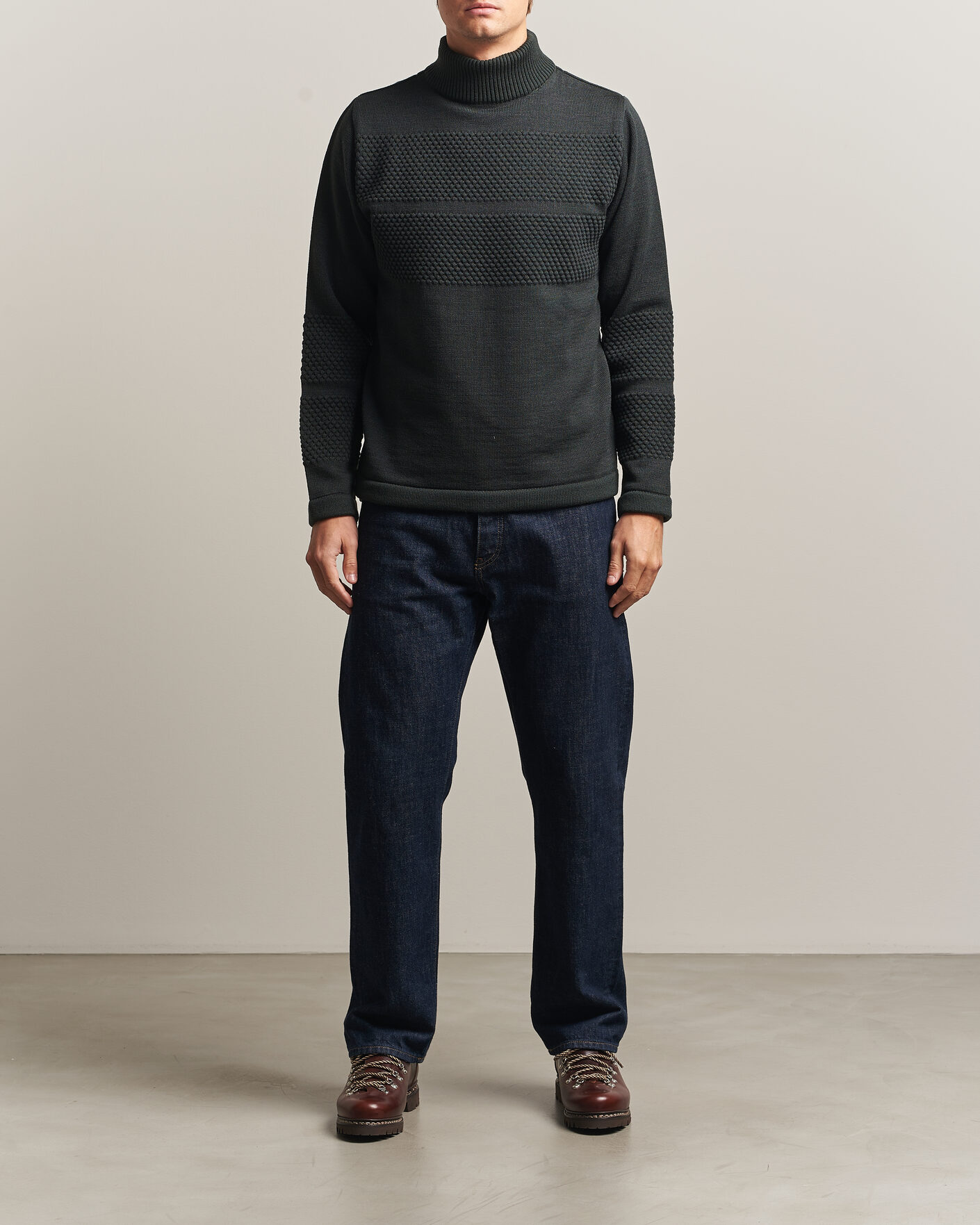 Herre | Trøjer | S.N.S. Herning | Fisherman High Neck Terrain Green