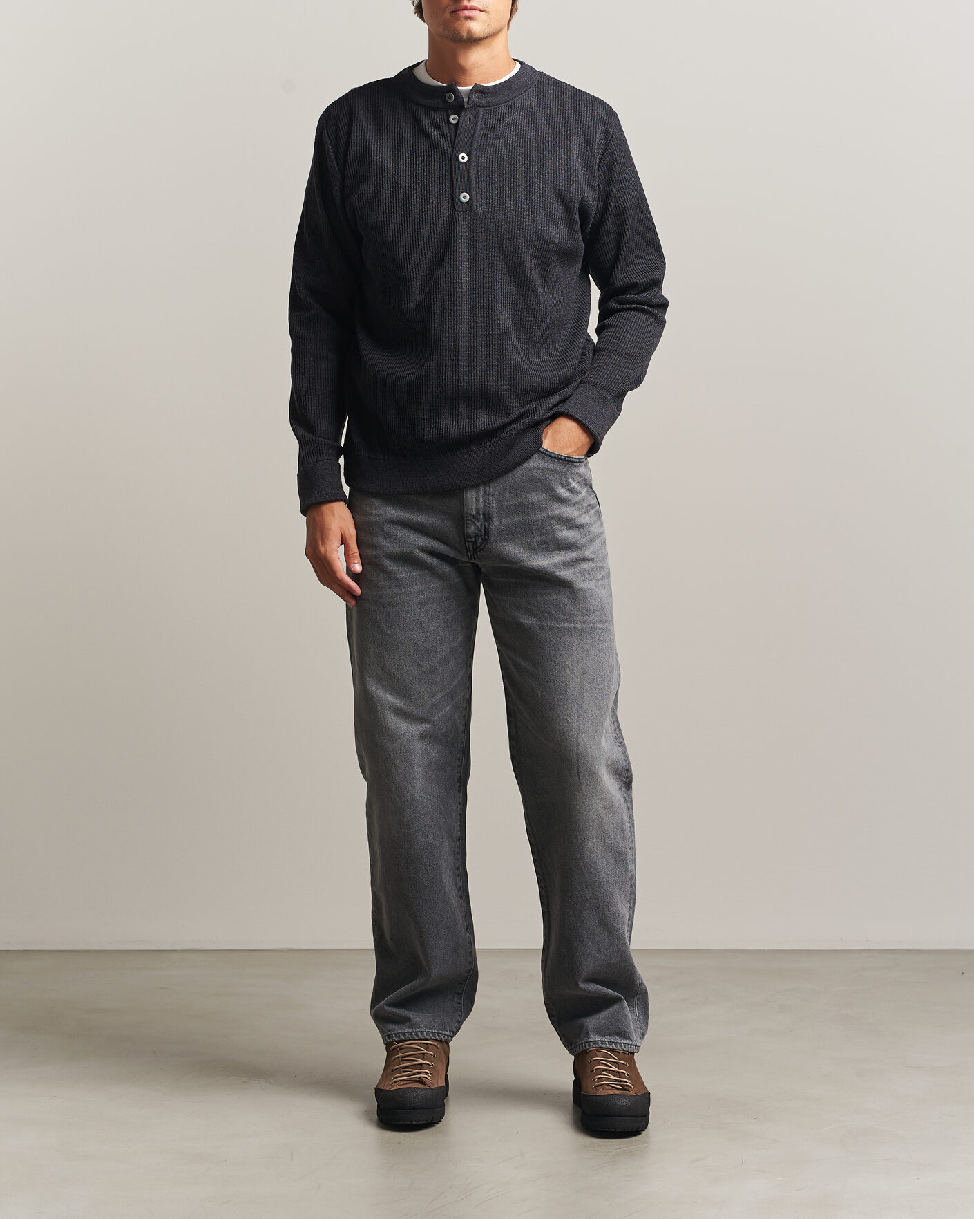 Herre | Trøjer | S.N.S. Herning | Stamina Rib Henley Magnetite Black