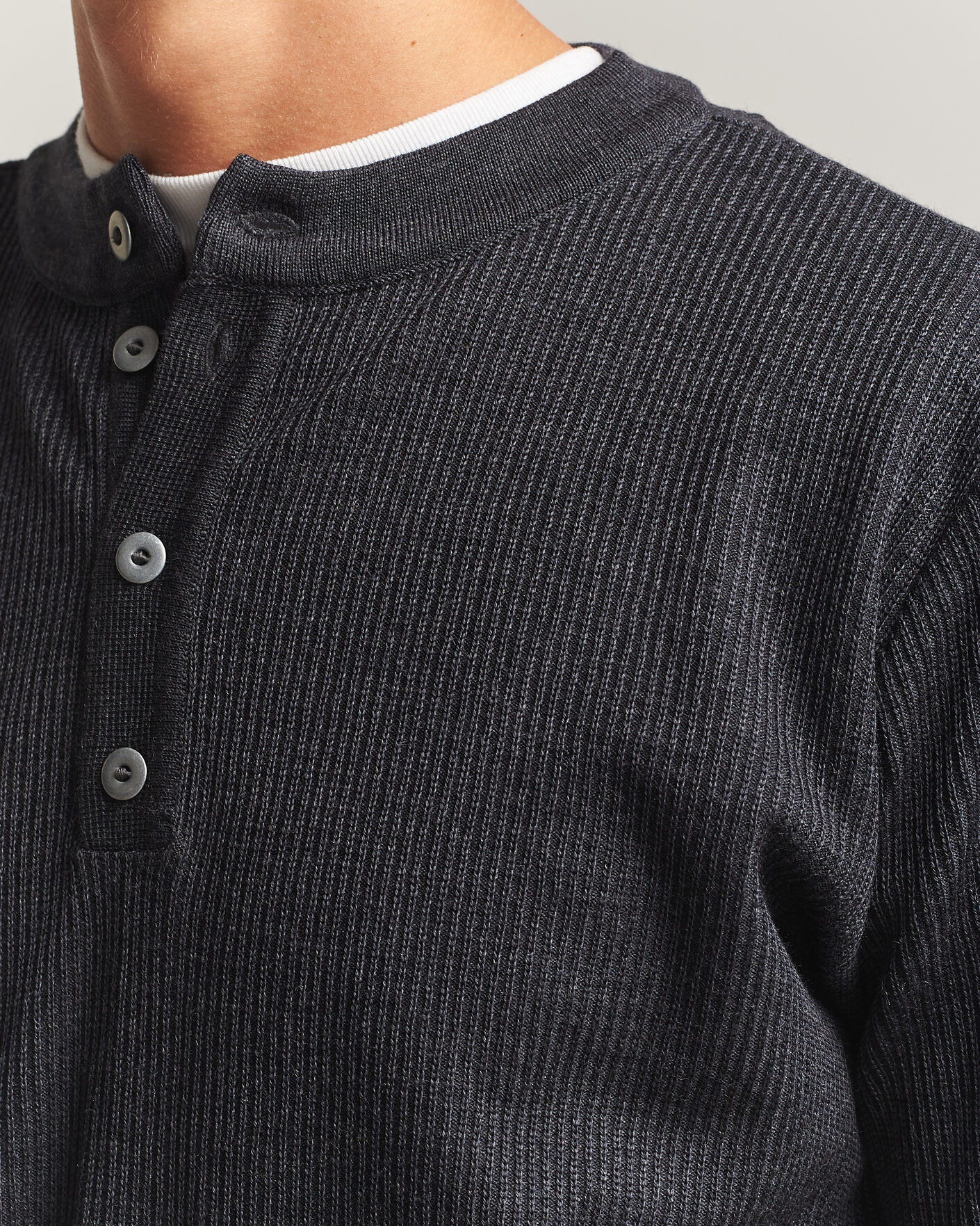 Herre | Trøjer | S.N.S. Herning | Stamina Rib Henley Magnetite Black