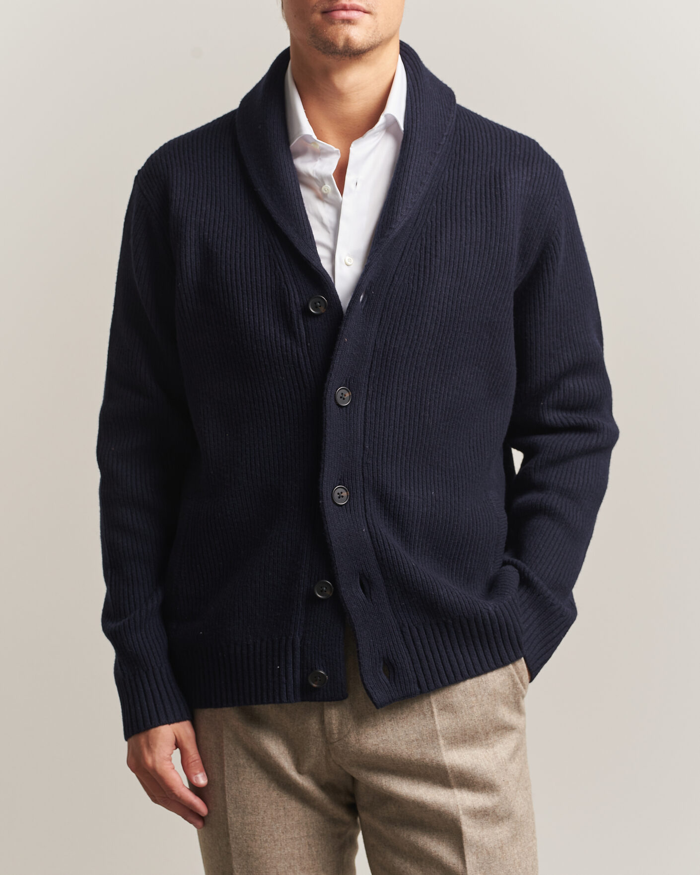 Herre | Trøjer | Charles Tyrwhitt | Chunky Merino Shawl Neck Cardigan Navy