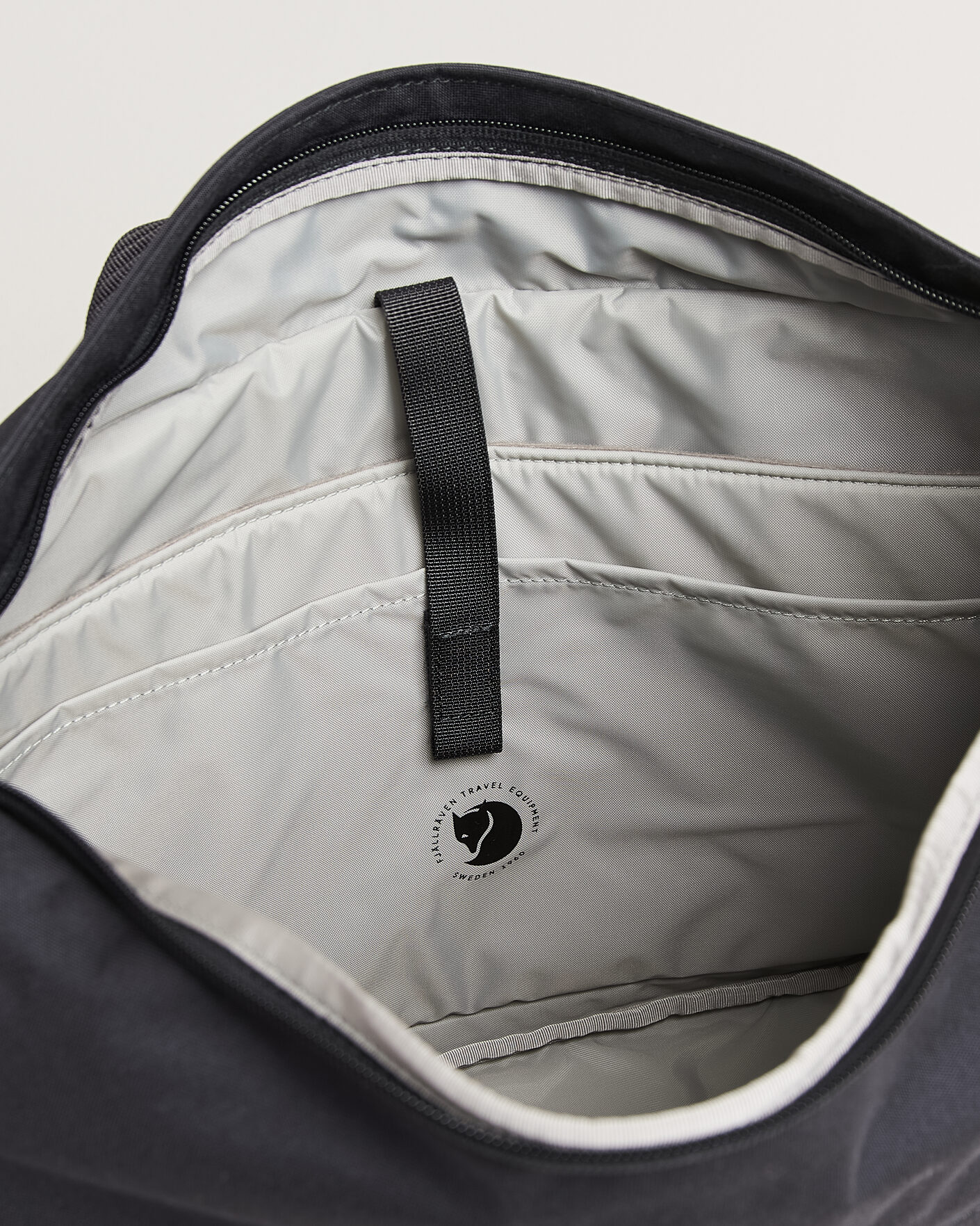 Herre | Tasker | Fjällräven | Färden Crossbody Coal Black