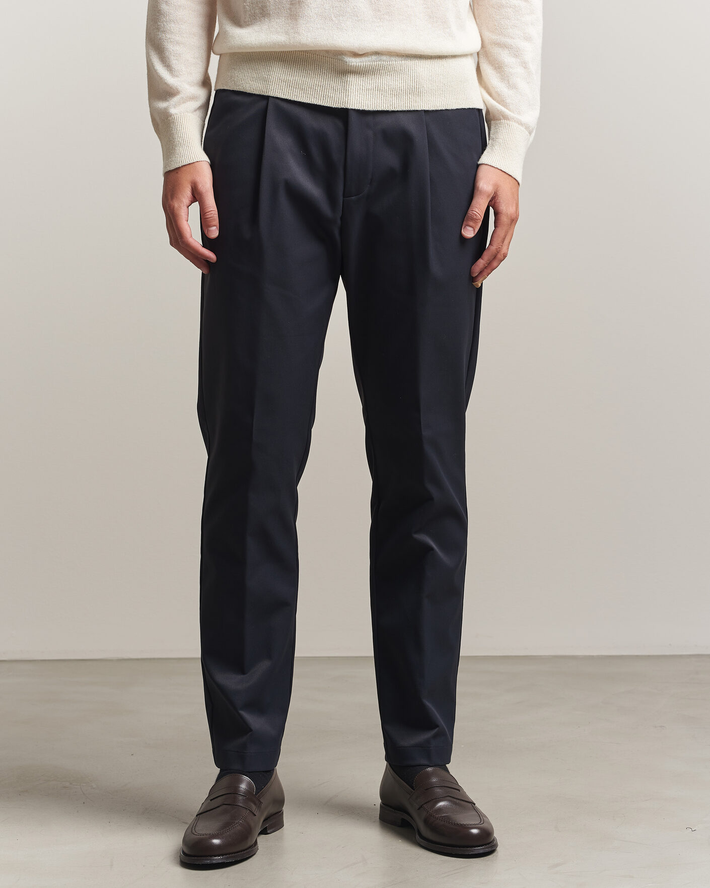 Herre | Bukser | Herno | Pleated Technical Cotton Trousers Navy