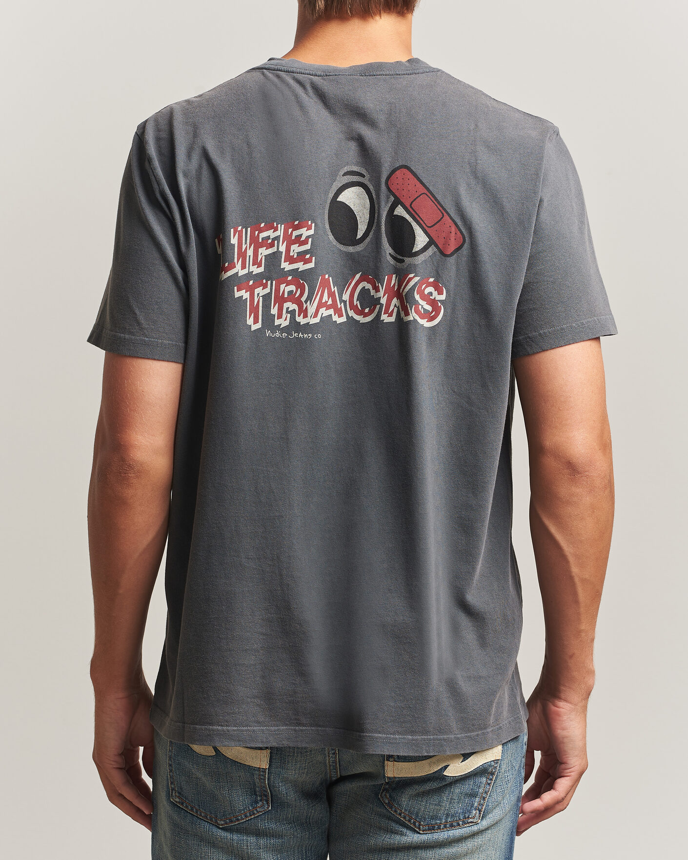 Herre | T-Shirts | Nudie Jeans | Roy Life Tracks T-Shirt Antracite