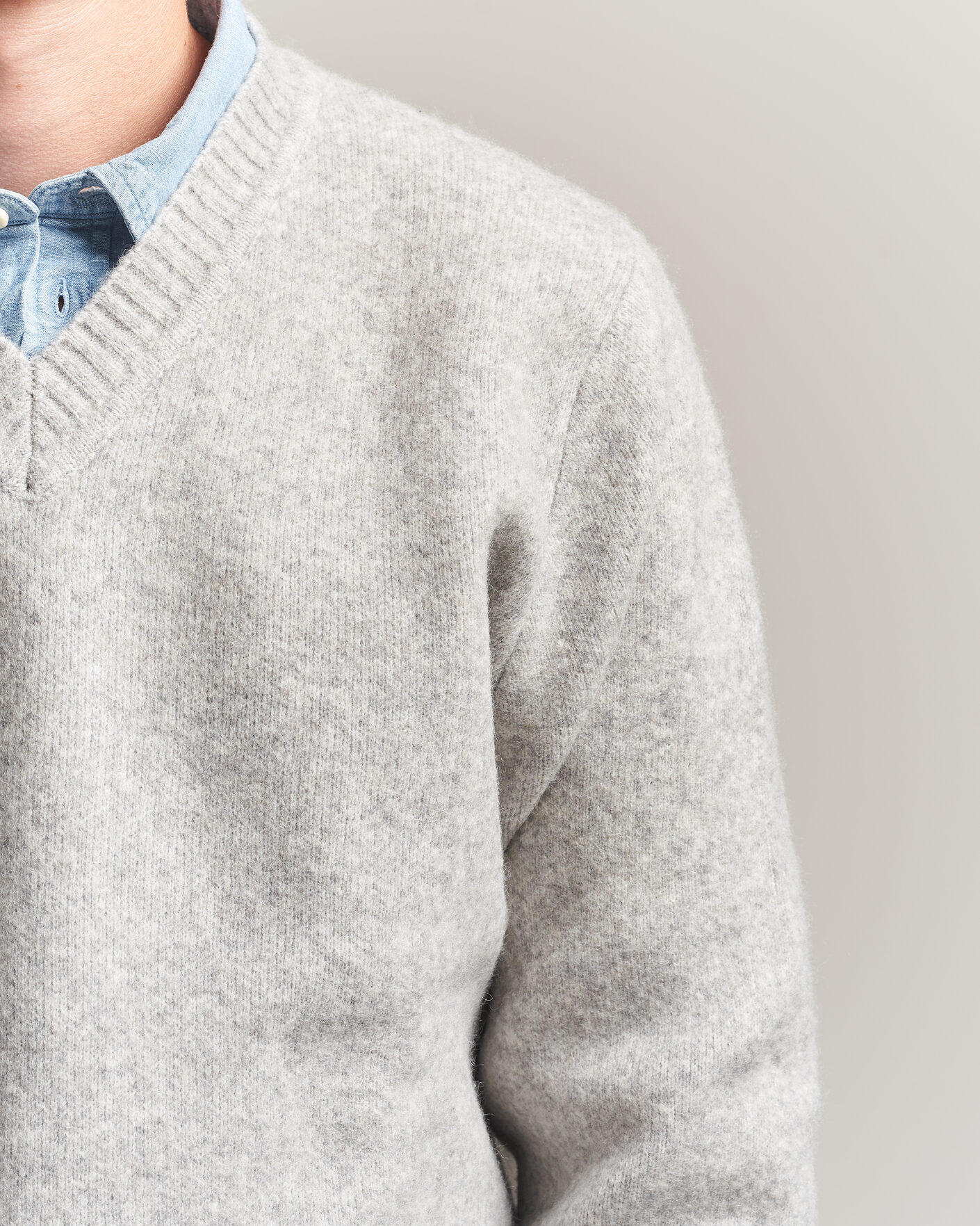 Herre | Trøjer | LES DEUX | Melange V-Neck Knit Grey Melange