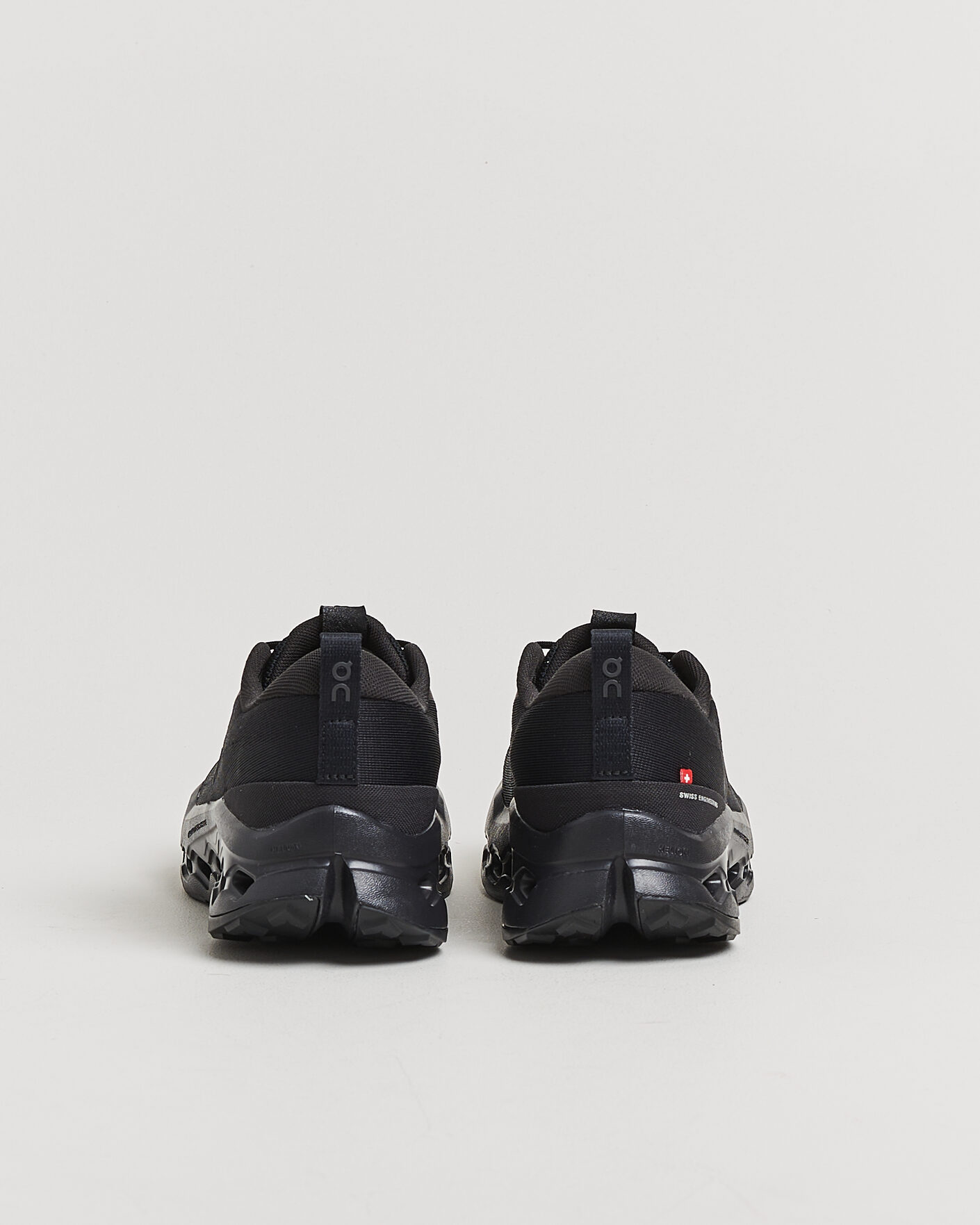 Herre | Løbesko | On | Cloudsurfer Trail 2 Black/Eclipse