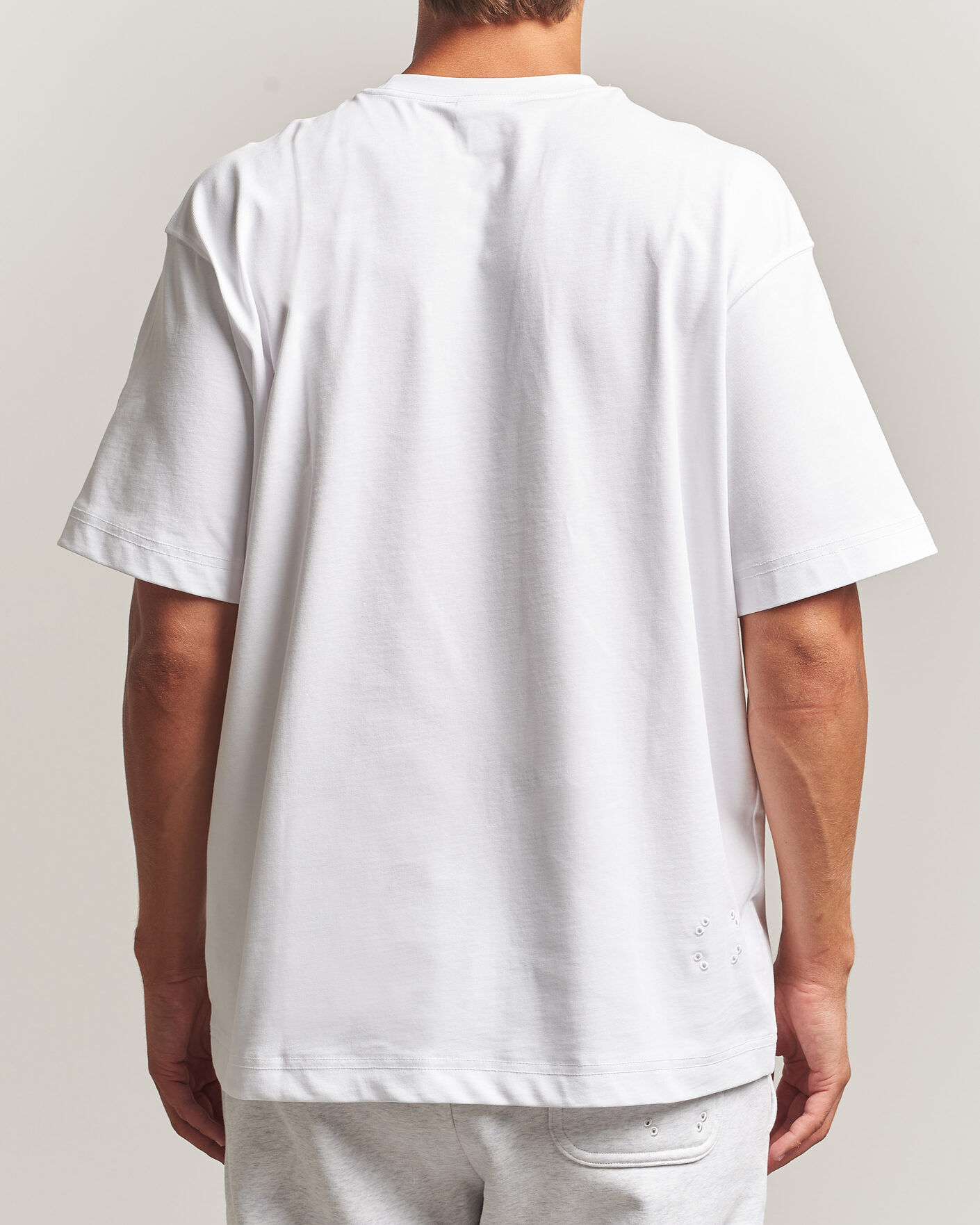 Herre | T-Shirts | On | Club Collective T-Shirt White