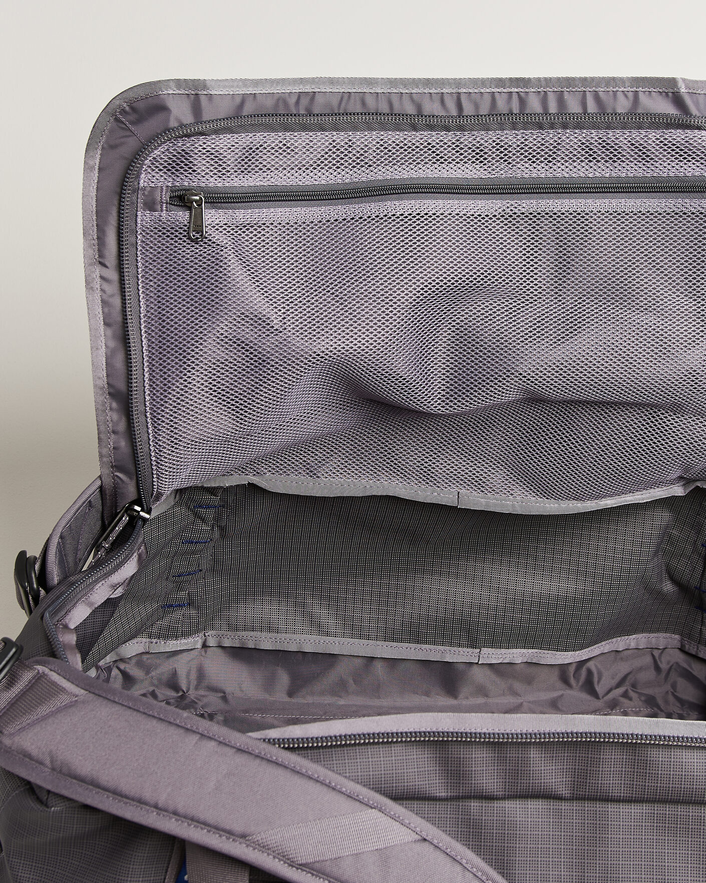 Herre | Tasker | Patagonia | Black Hole Duffel 55L Hut Tripper: May Grey