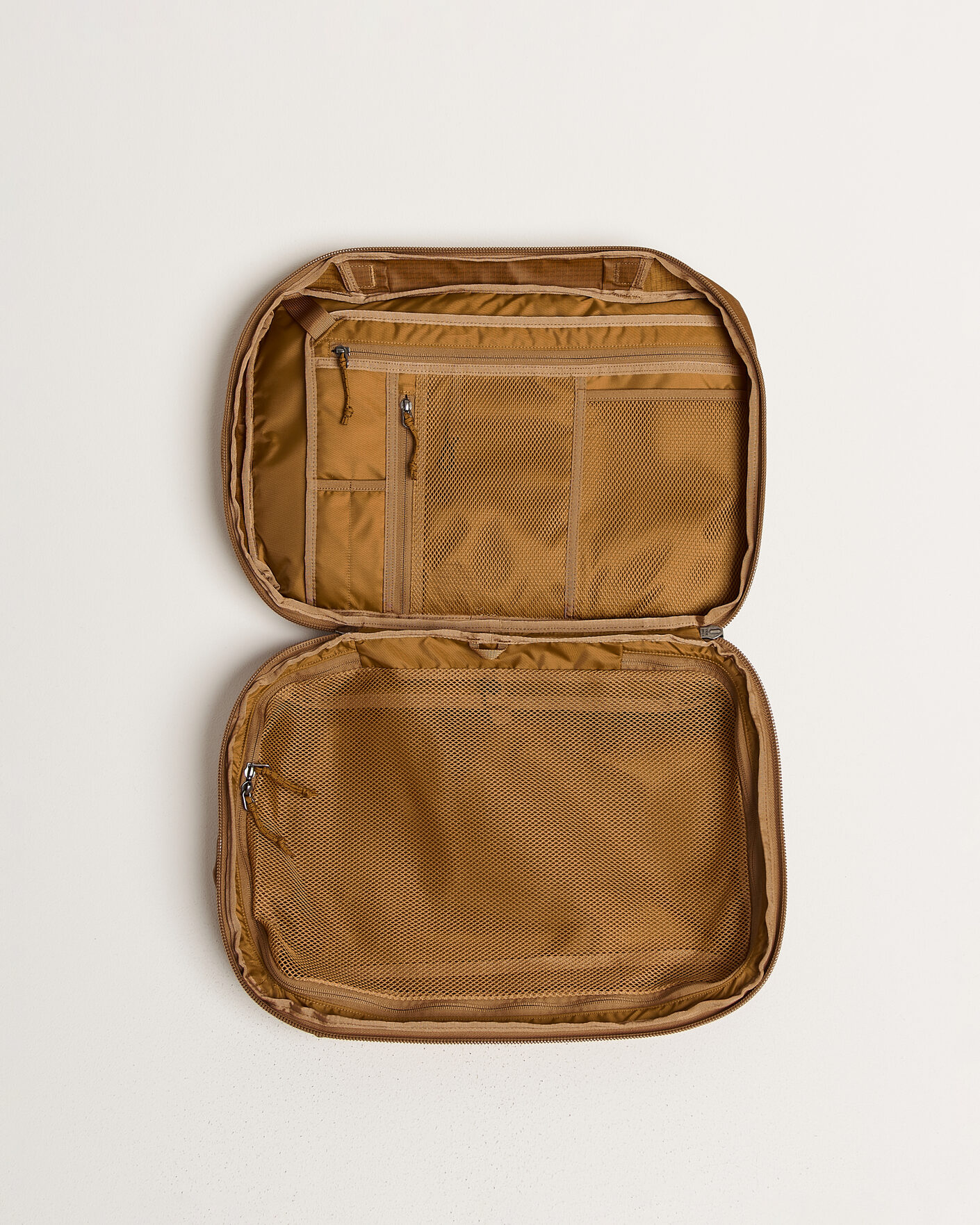 Herre | Tasker | Patagonia | Black Hole Micro MLC Cinnamon Brown