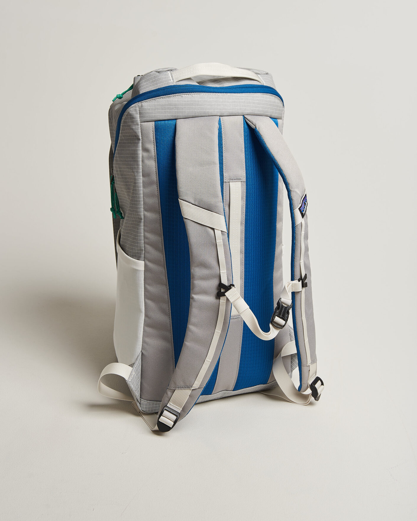 Herre | Tasker | Patagonia | Black Hole Pack 25L Birch White