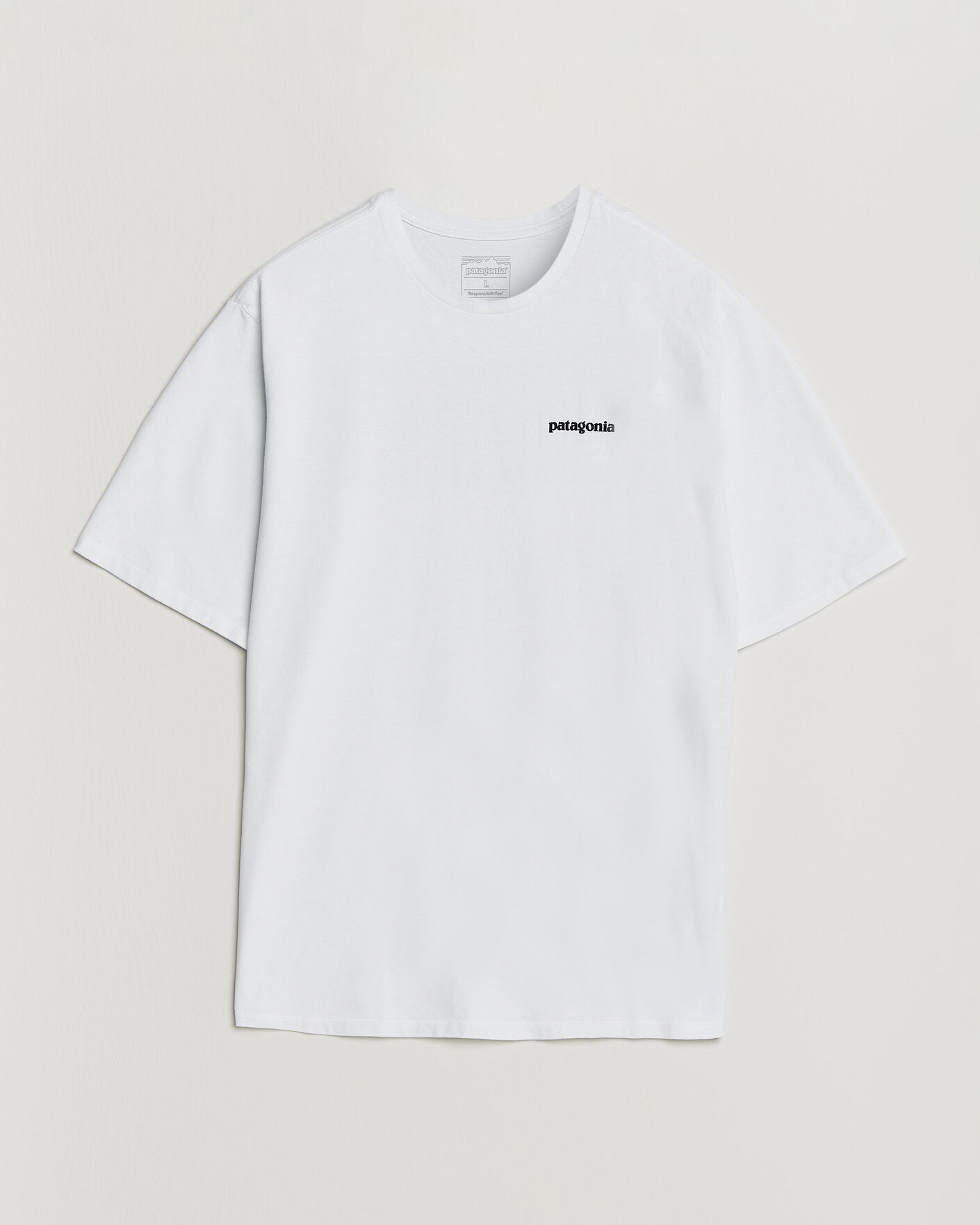 Herre | T-Shirts | Patagonia | P-6 Logo Responsibili T-Shirt Fiber White