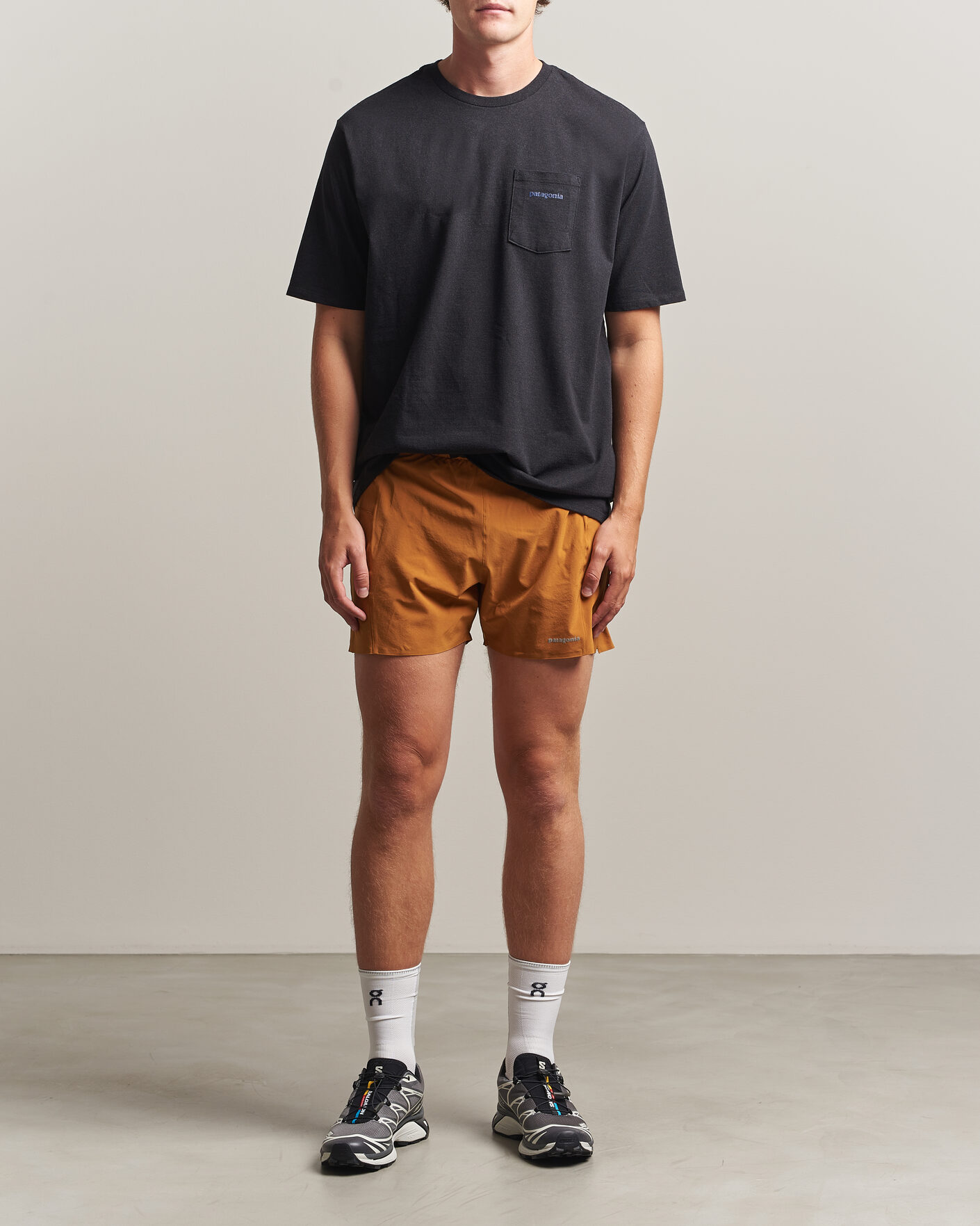 Herre | T-Shirts | Patagonia | Boardshort Logo Pocket Responsibili T-Shirt Ink Black