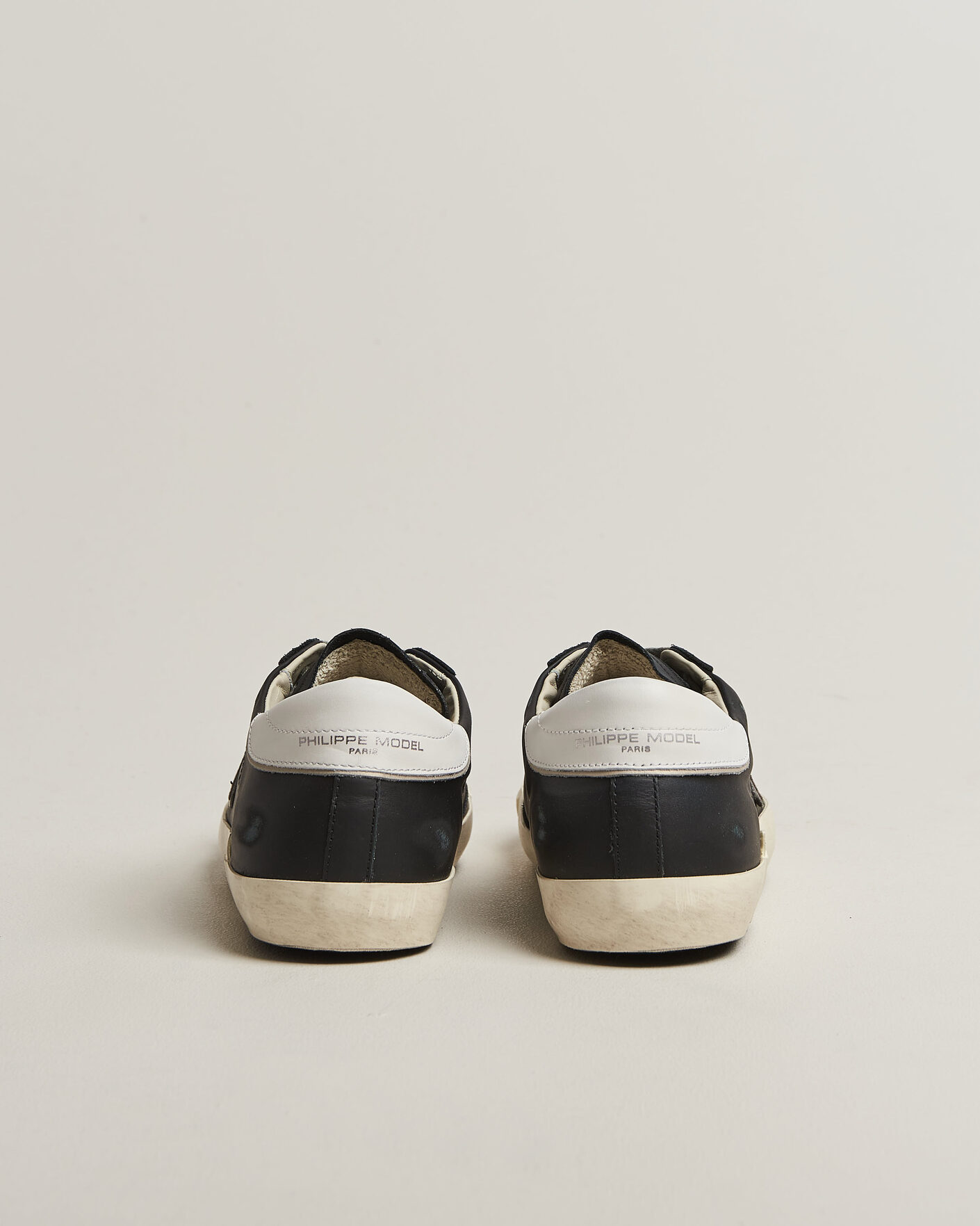 Herre | Sneakers | Philippe Model | PRSX Low Top Suede Sneaker Black/White