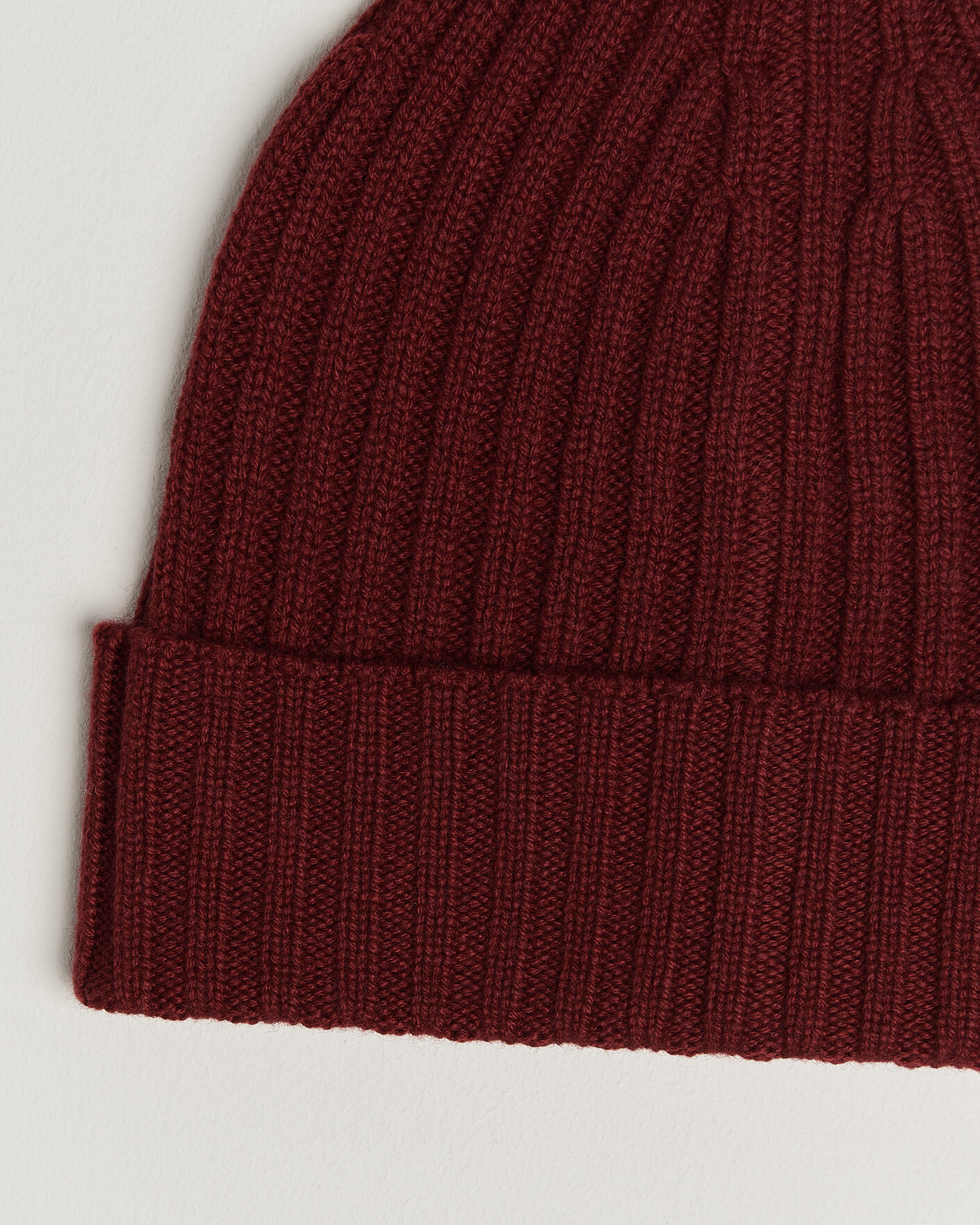 Herre | Huer | Piacenza Cashmere | Ribbed Cashmere Beanie Burgundy