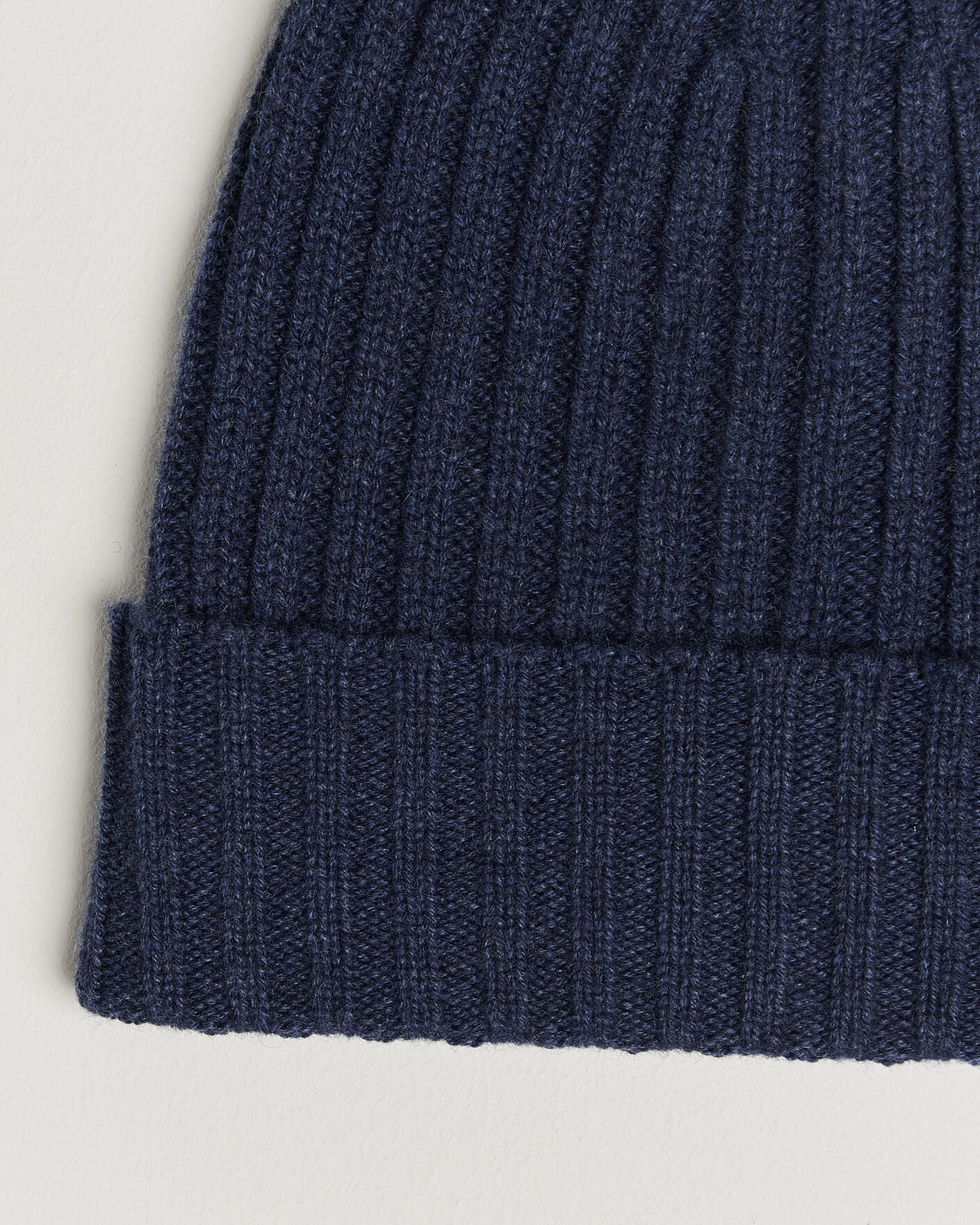 Herre | Huer | Piacenza Cashmere | Ribbed Cashmere Beanie Dark Blue