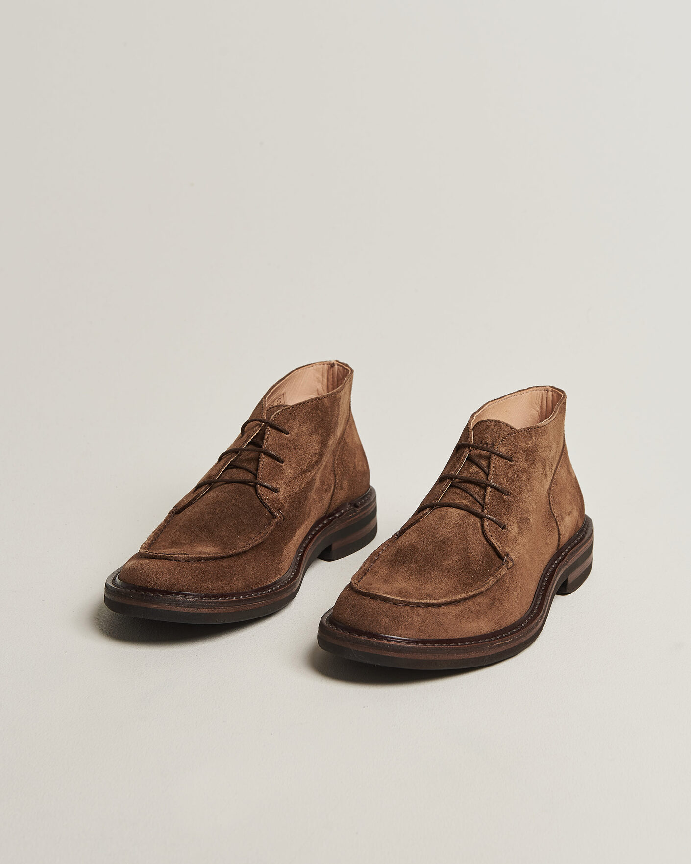 Herre | Støvler | Astorflex | Deukeflex Dainite Chukka Boot Dark Khaki Suede